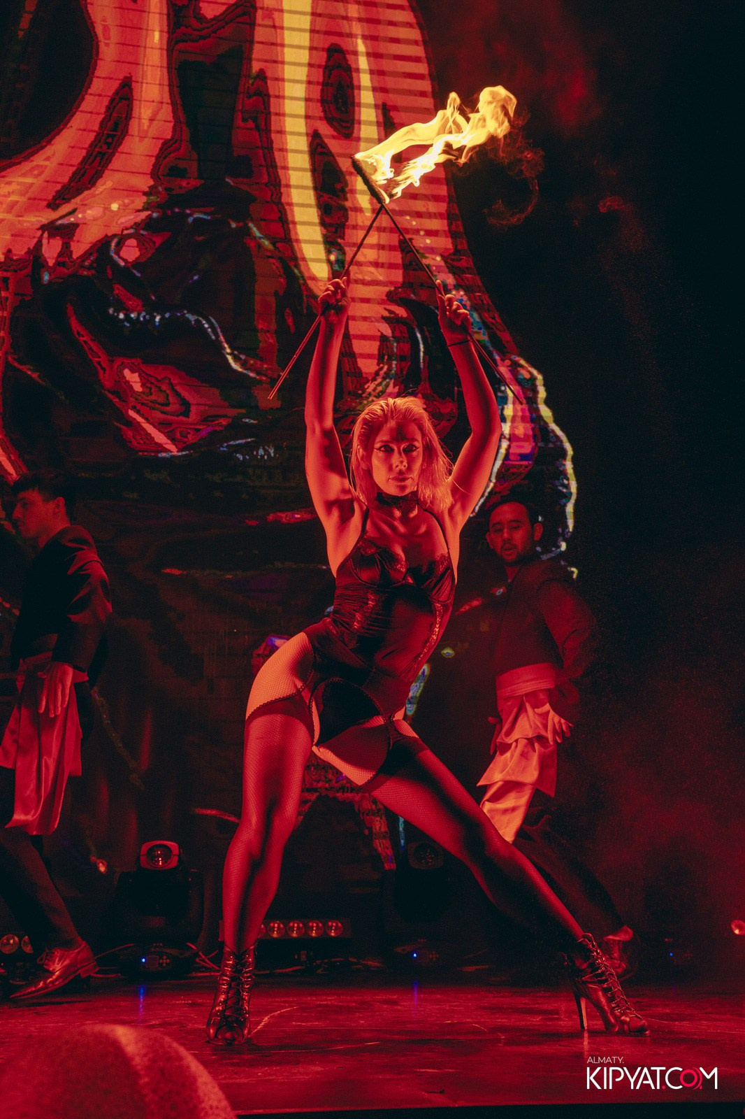 QUEEN. КИПЯТКОМ АЛМАТЫ!