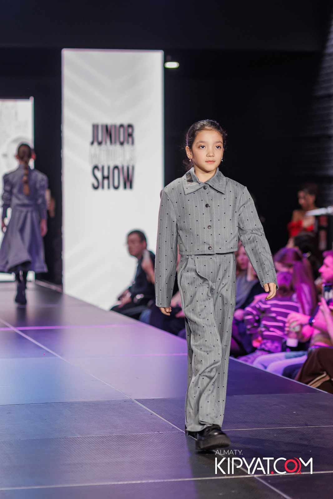 JUNIOR MODELS SHOW В РАМКАХ БЛАГОТВОРИТЕЛЬНОГО ПРОЕКТА МОДА ЗА СЧАСТЬЕ ДЕТЕЙ. КИПЯТКОМ АЛМАТЫ!