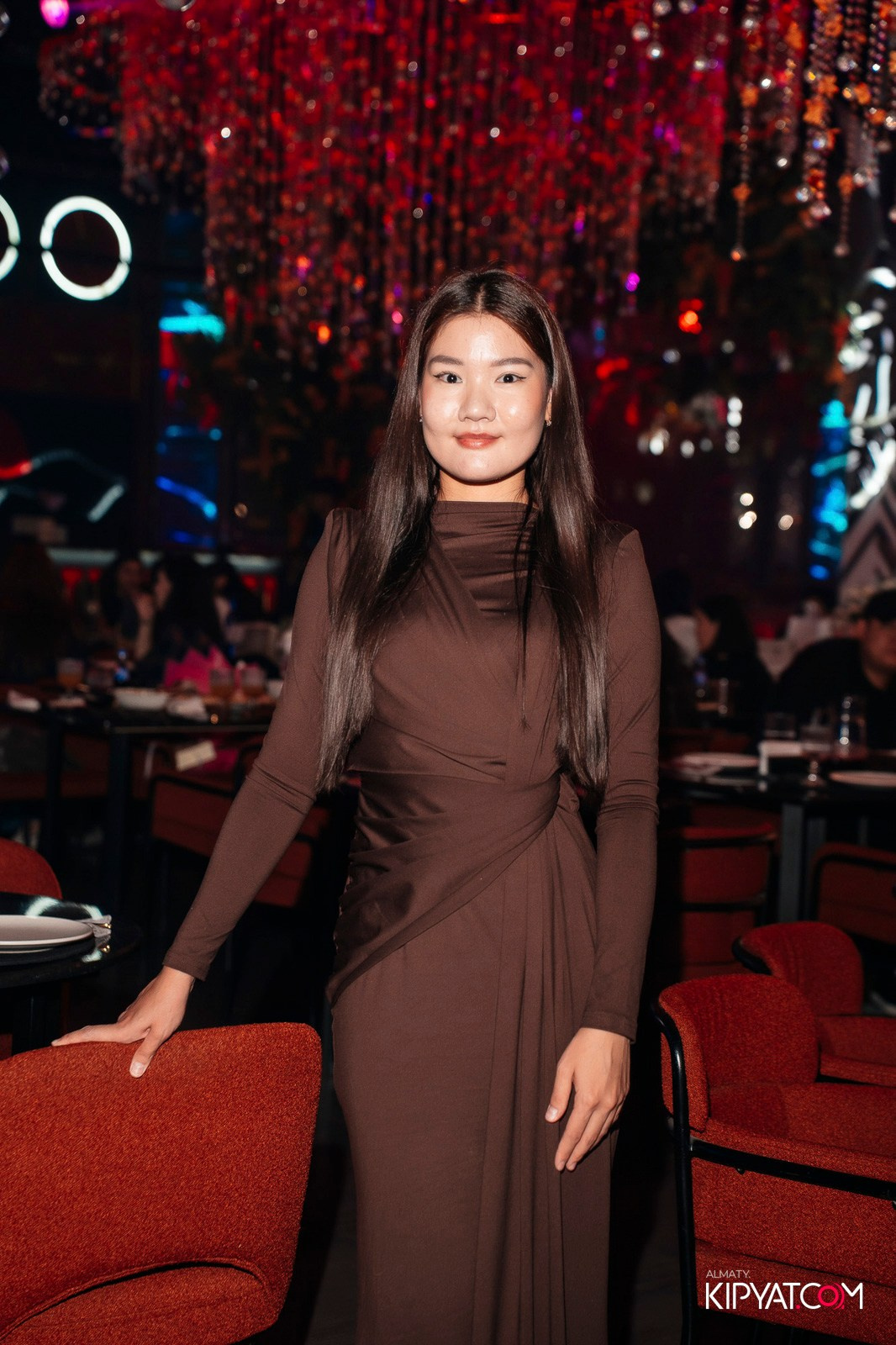 FRIENDS BAR & TERRACE. КИПЯТКОМ АЛМАТЫ!