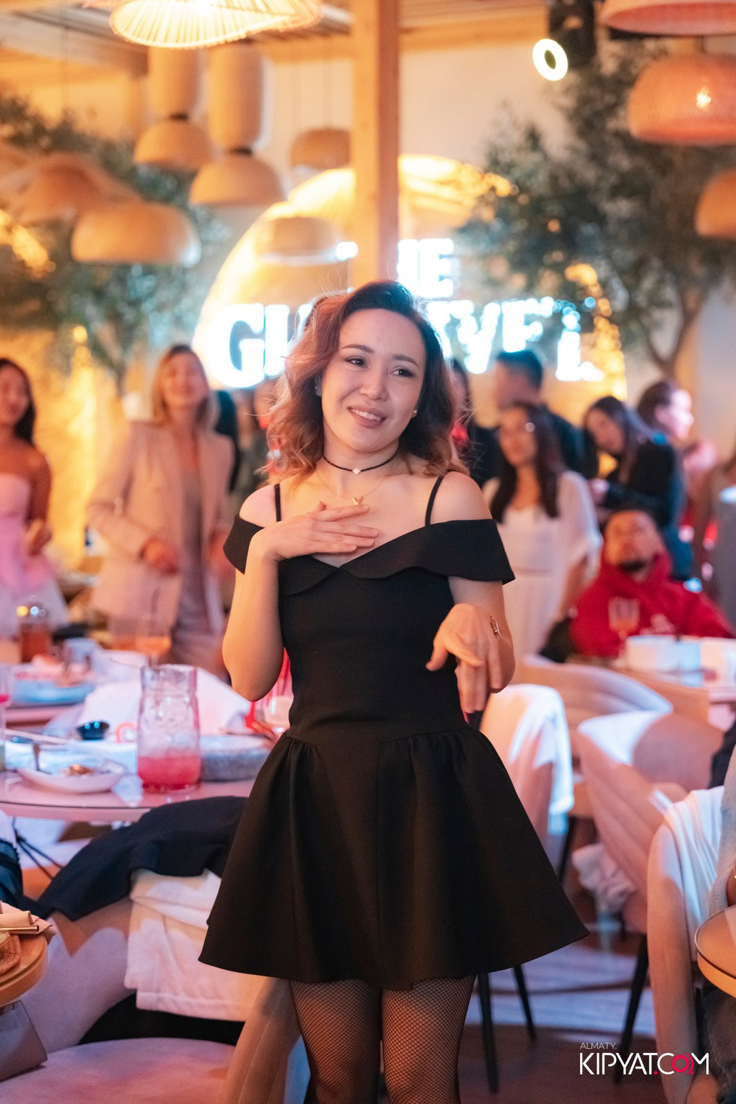 THE BROOKLN B MOOD KARAOKE & TERRACE. КИПЯТКОМ АЛМАТЫ!