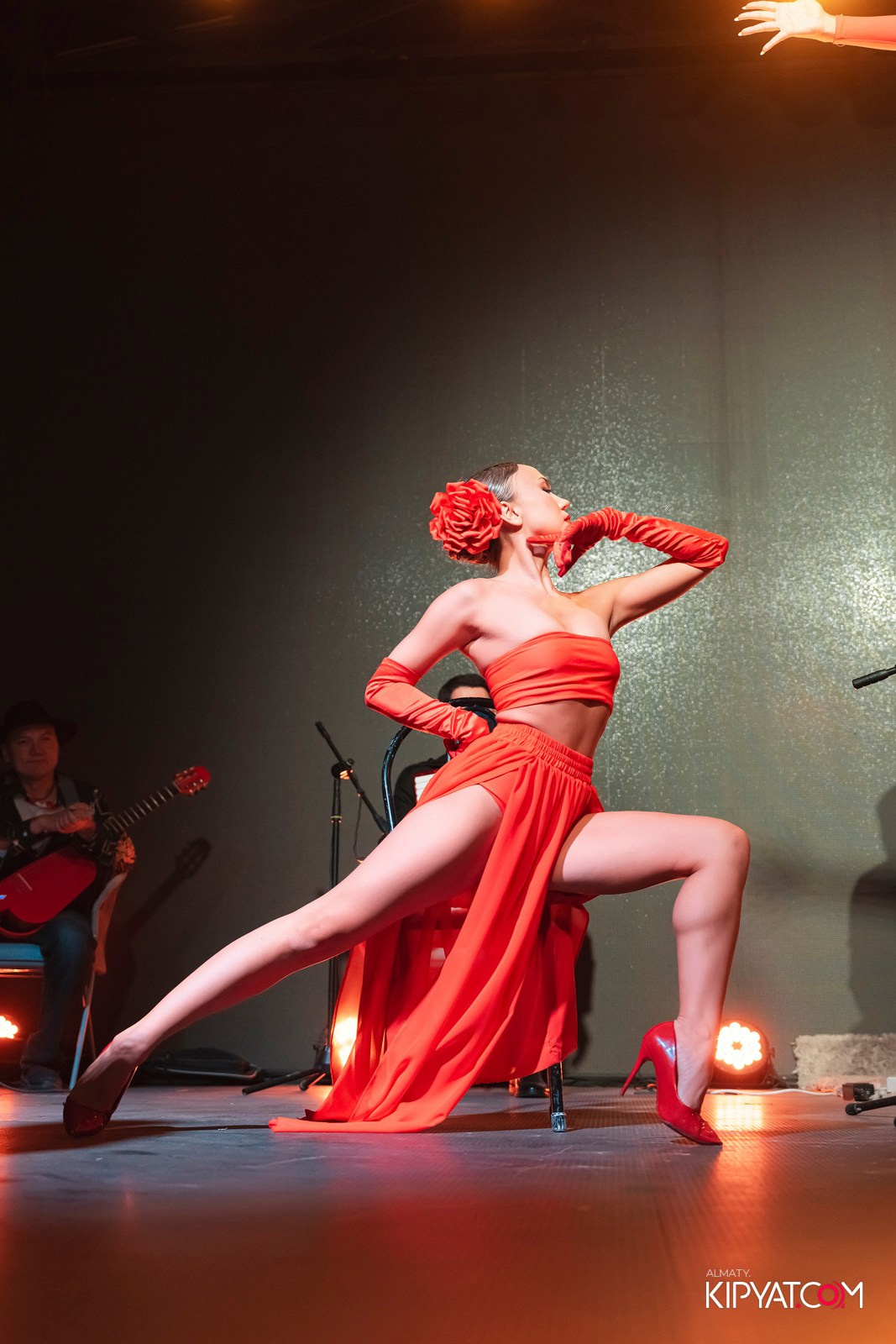 QUEEN. КИПЯТКОМ АЛМАТЫ!