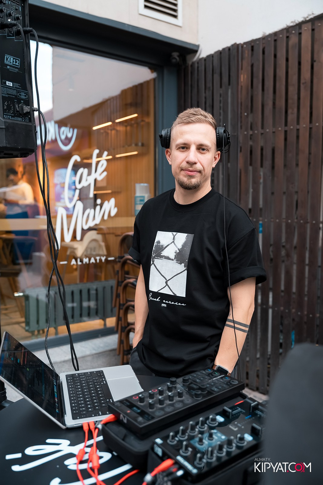 ДЕНЬ РОЖДЕНИЯ CAFE MAIN — 1 ГОД. КИПЯТКОМ АЛМАТЫ!