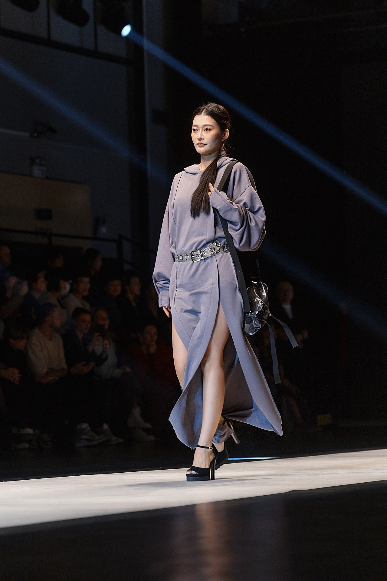 Russian Fashion display in China. Репортажный фотограф в Кирове Сергей Дудин