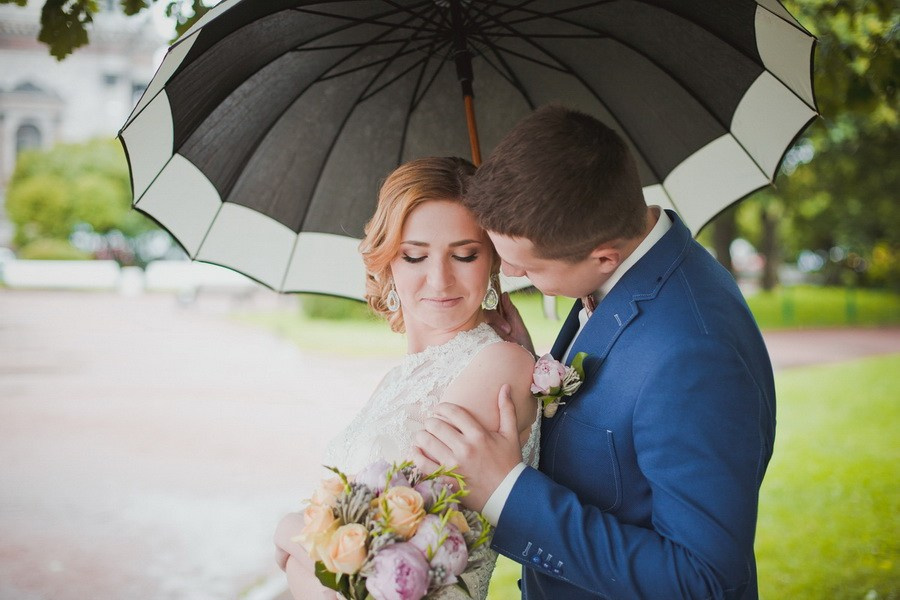 Свадебная прогулка по Санкт-Петербургу. Фотограф крещение венчание в Петербурге! Помогает подобрать храм и посоветовал душевного батюшку в СПб