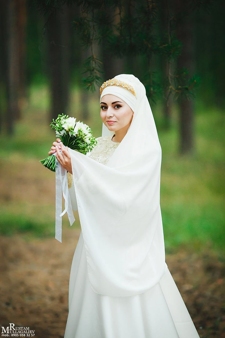 фотограф на никах, никах фотосессия, платье на никах, платок на никах,  фотосессия в лесу, букет на никах, мечеть Ярдэм