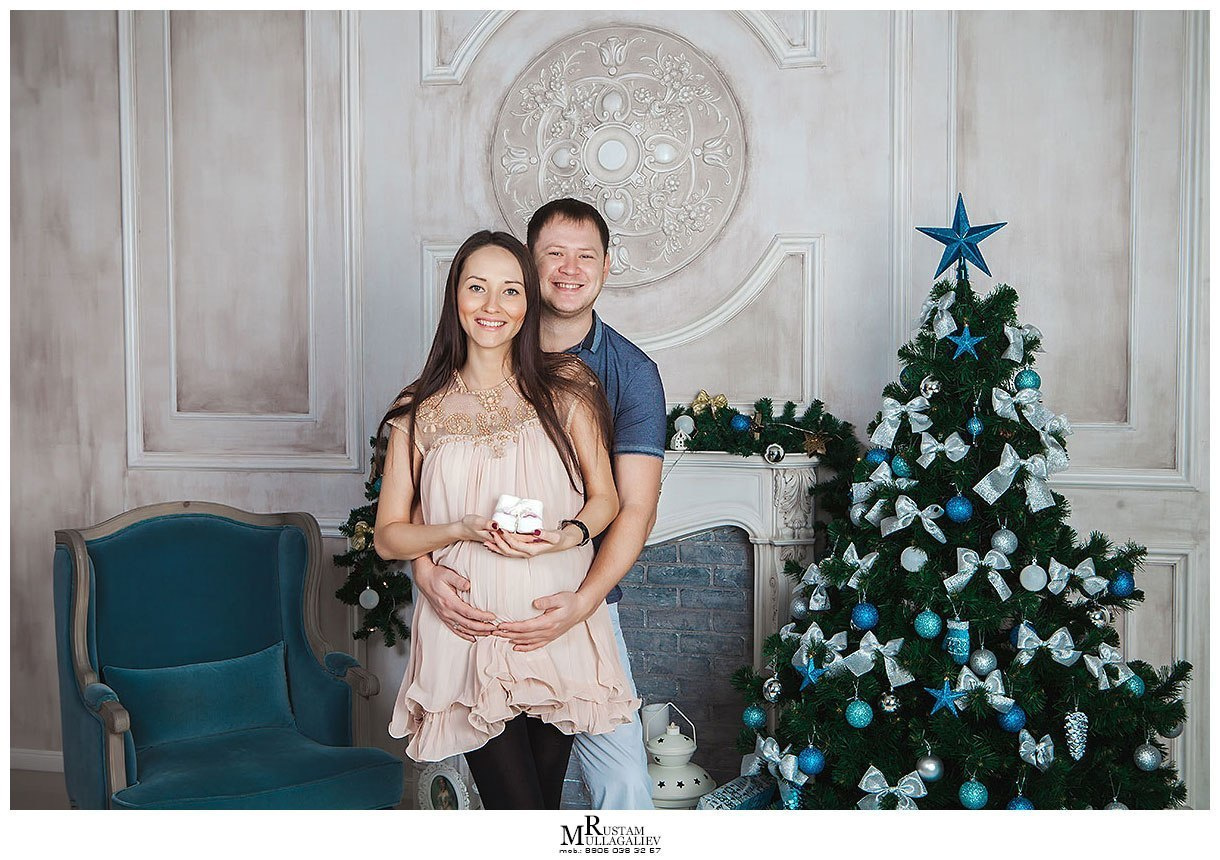 Профессиональный свадебный и семейный фотограф Муллагалиев Рустам, тел.: 89050383257 
В ожидании чуда лучше проводить на сроке 7 месяцев, в фотостудии если на улице уже прохладно и можно на природе, если не сильно жарко. В ожидании чуда подразумевает фотосессия беременной мамы. Иногда участником фотосъемки бывает папа. В ожидании чуда лучше согласовывать заранее, предварительно оговорить все нюансы и при надобности забронировать фотостудию. 