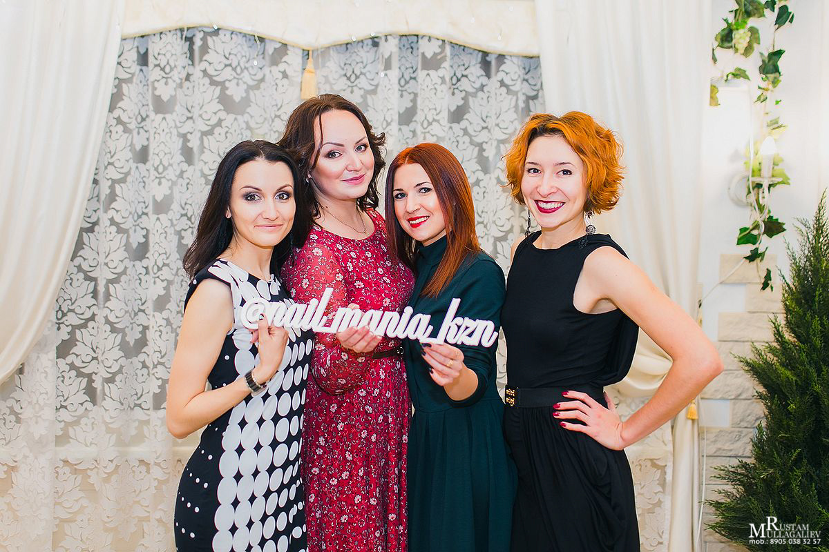 Профессиональный свадебный и семейный фотограф Муллагалиев Рустам, тел.: 89050383257 По мимо свадебной фотосъемки и никахов я так же фотографирую корпоративы, новогодние вечеринки, дни рождения, детские праздники. Занимаюсь так же фотосъемкой юбилеев, мероприятий на открытом воздухе от крупных компаний. Открытие магазинов, торговых центров. 