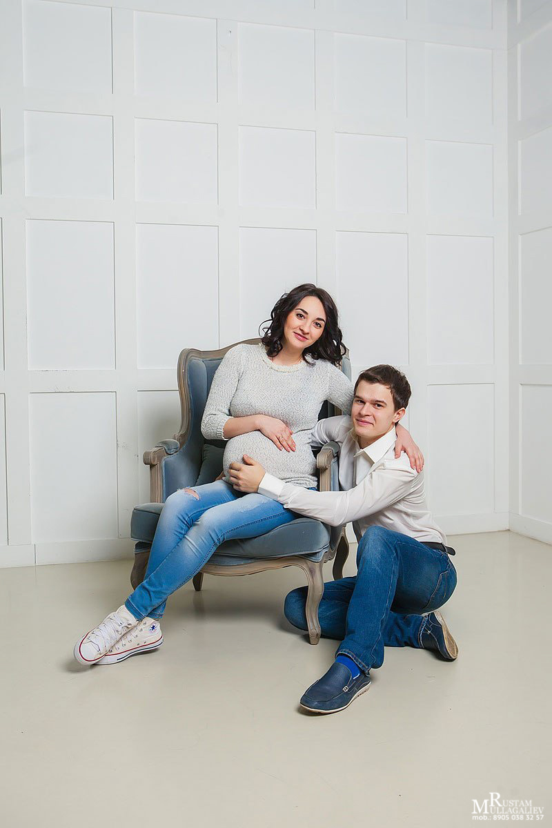 Профессиональный свадебный и семейный фотограф Муллагалиев Рустам, тел.: 89050383257 
В ожидании чуда лучше проводить на сроке 7 месяцев, в фотостудии если на улице уже прохладно и можно на природе, если не сильно жарко. В ожидании чуда подразумевает фотосессия беременной мамы. Иногда участником фотосъемки бывает папа. В ожидании чуда лучше согласовывать заранее, предварительно оговорить все нюансы и при надобности забронировать фотостудию. 