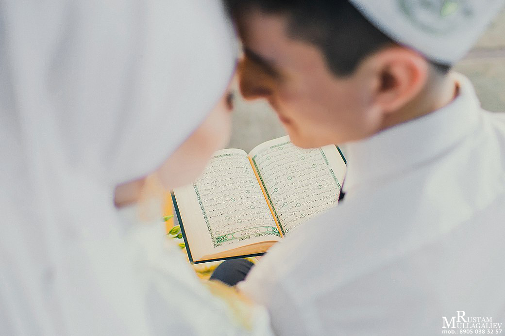 фотограф на никах, никах фотосессия, платье на никах, платок на никах,  образ жениха, образ невесты, мечеть Коран