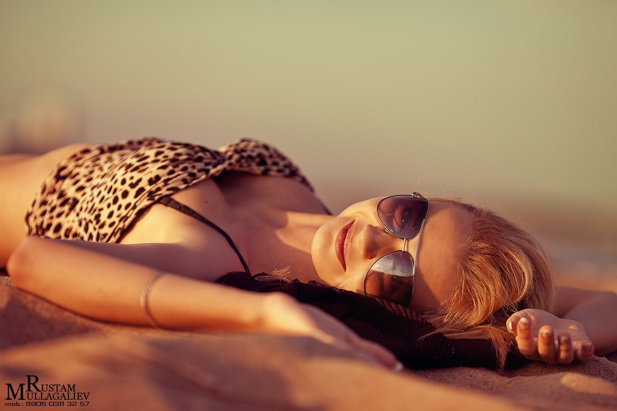 Профессиональный свадебный и семейный фотограф Муллагалиев Рустам, тел.: 89050383257 
Фотосессия в фотостудии моделей, индивидуальная фотосессия на природе, на закате , на пляже. Фотосессия на улице в мае с яблонями казань, фотосессия в яблонях, цветения яблонь.  фотосессия в студии, подарочный сертификат на фотосессию, модель, фотостудия казань, макияж казань, прическа казань, фотограф казань, модель казань, модельное агентство, фотосессии на улице, интерьерная фотосъемка