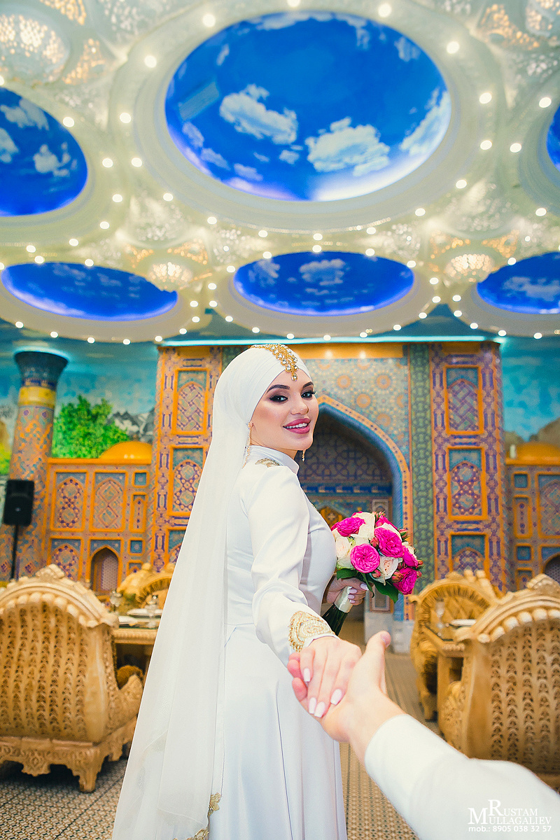 фотограф на никах, никах фотосессия, платье на никах, платок на никах, фотосессия в ресторане, ресторан Шах Казань