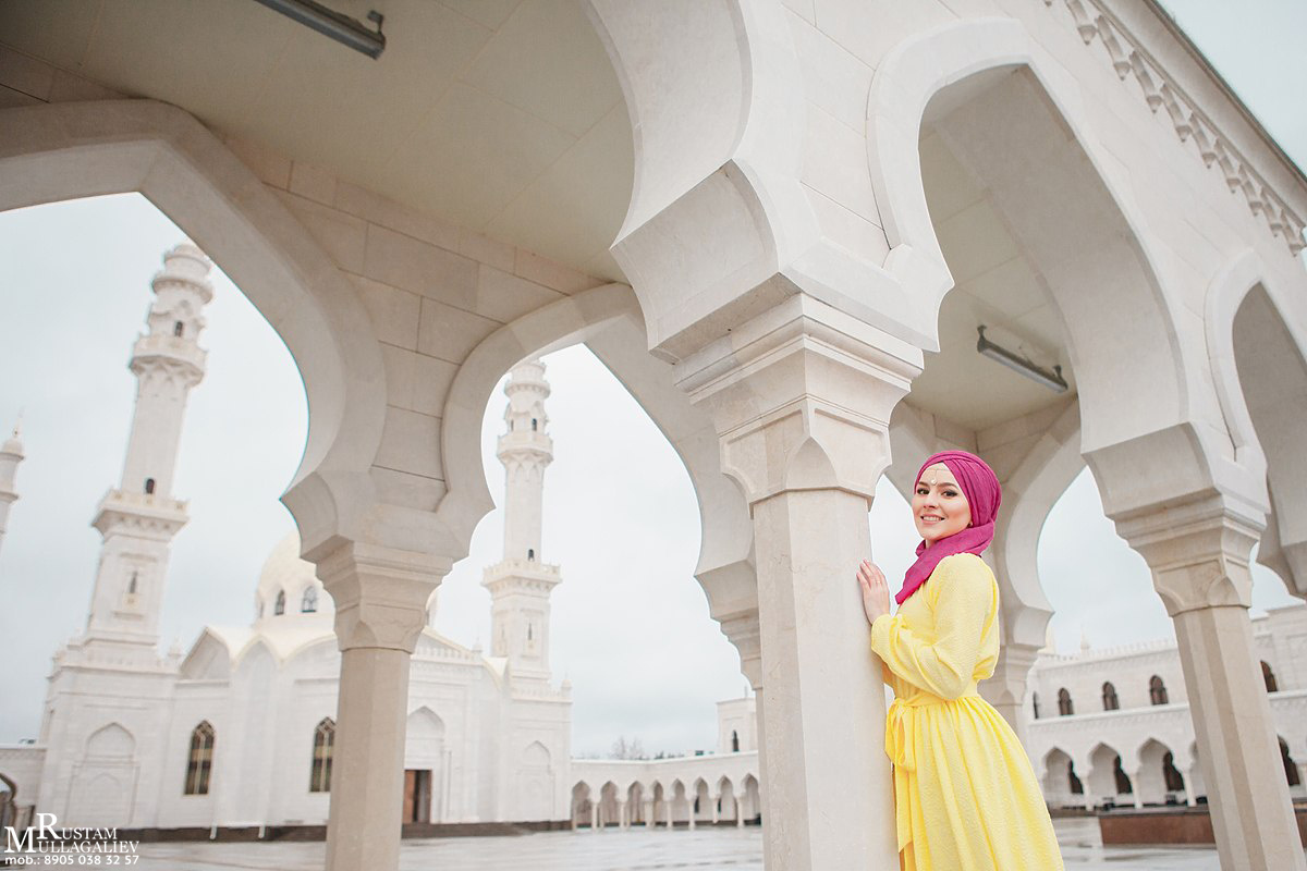 фотограф на никах, никах фотосессия, платье на никах, платок на никах, образ жениха, никах на природе, белая мечеть никах