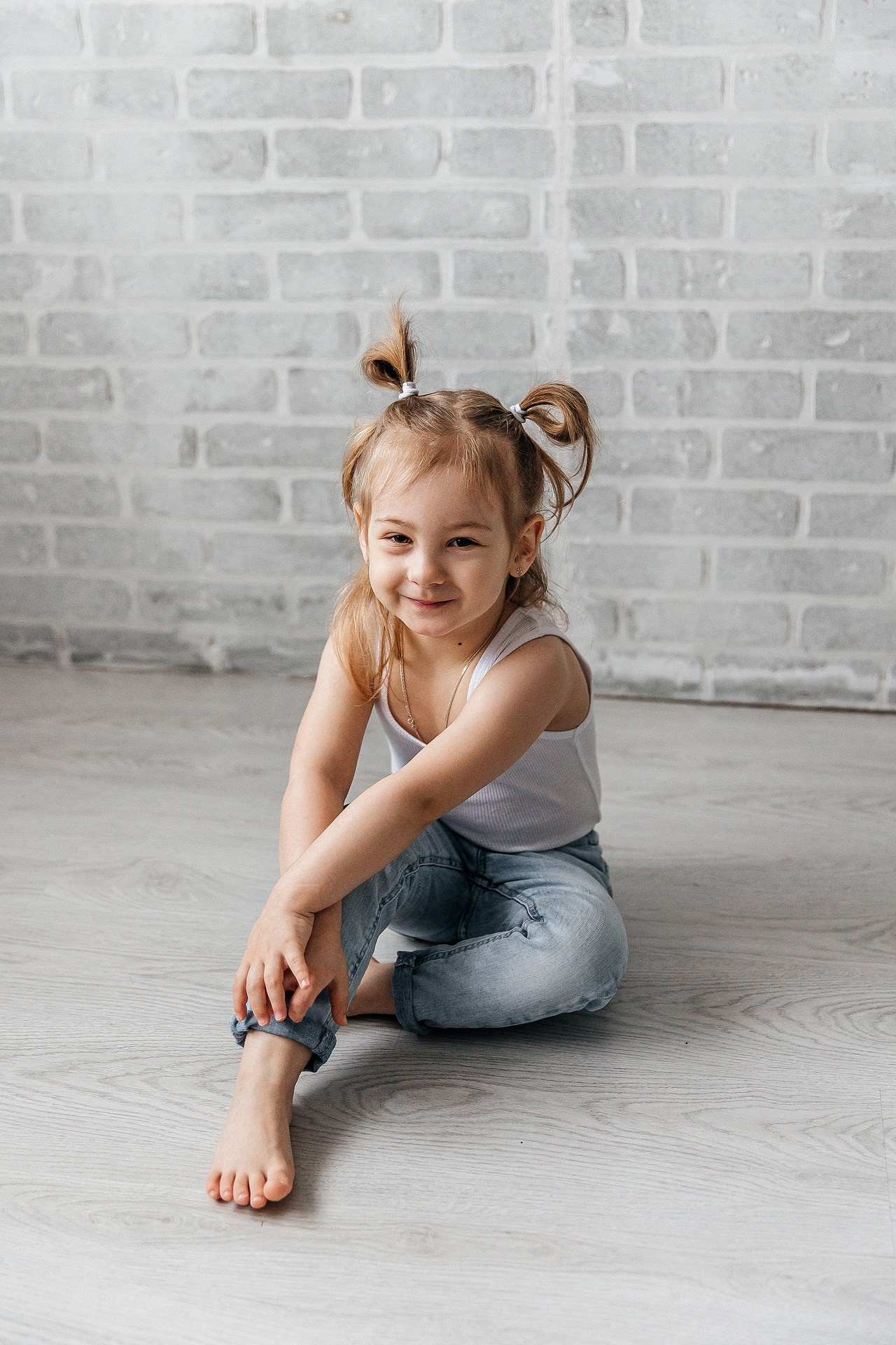 Минимализм / портреты + ЧБ. Детский фотограф, выпускные альбомы в Нижнем Новгороде Бодягина Мария