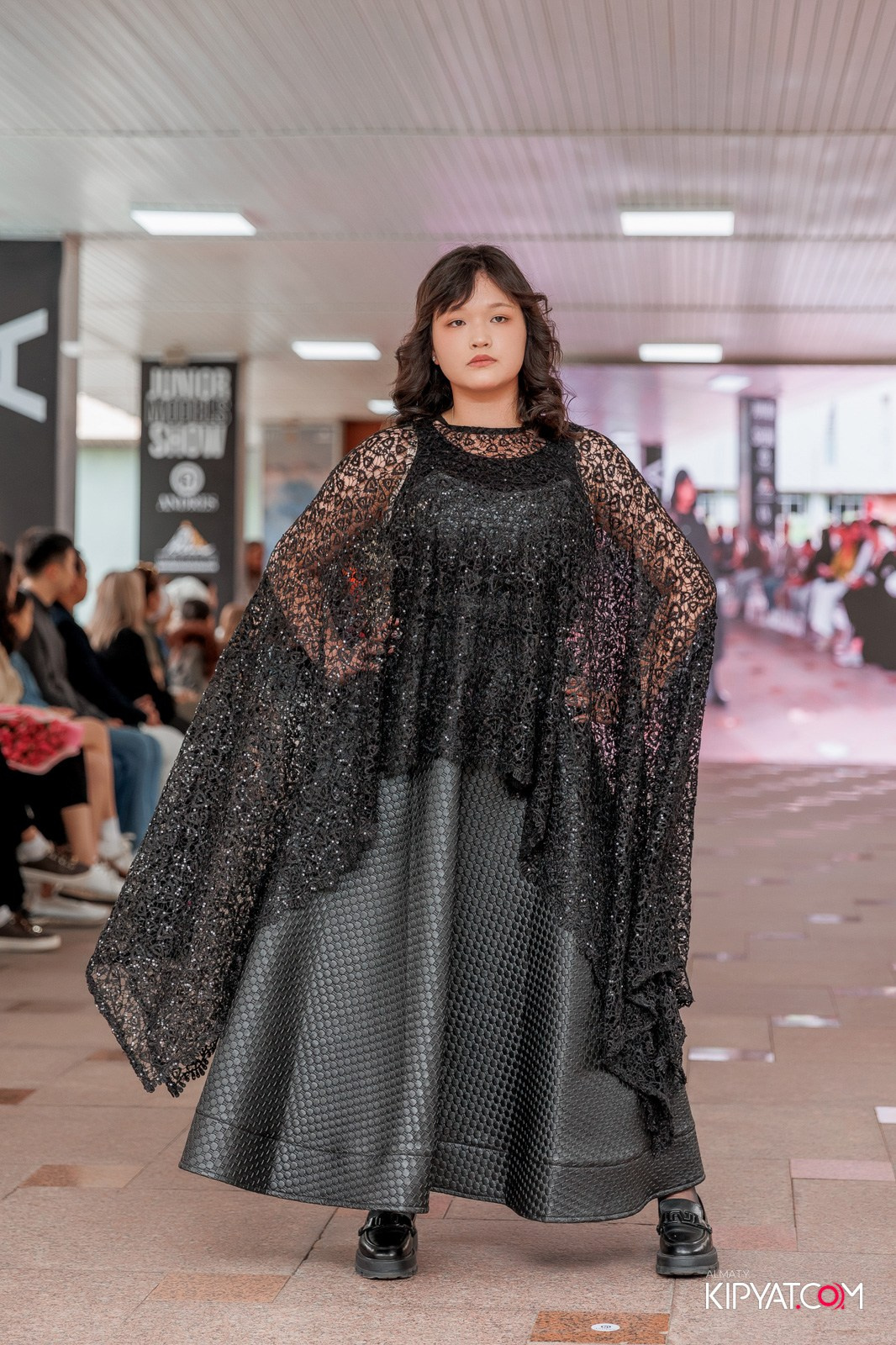 JUNIOR FASHION SHOW. КИПЯТКОМ АЛМАТЫ!