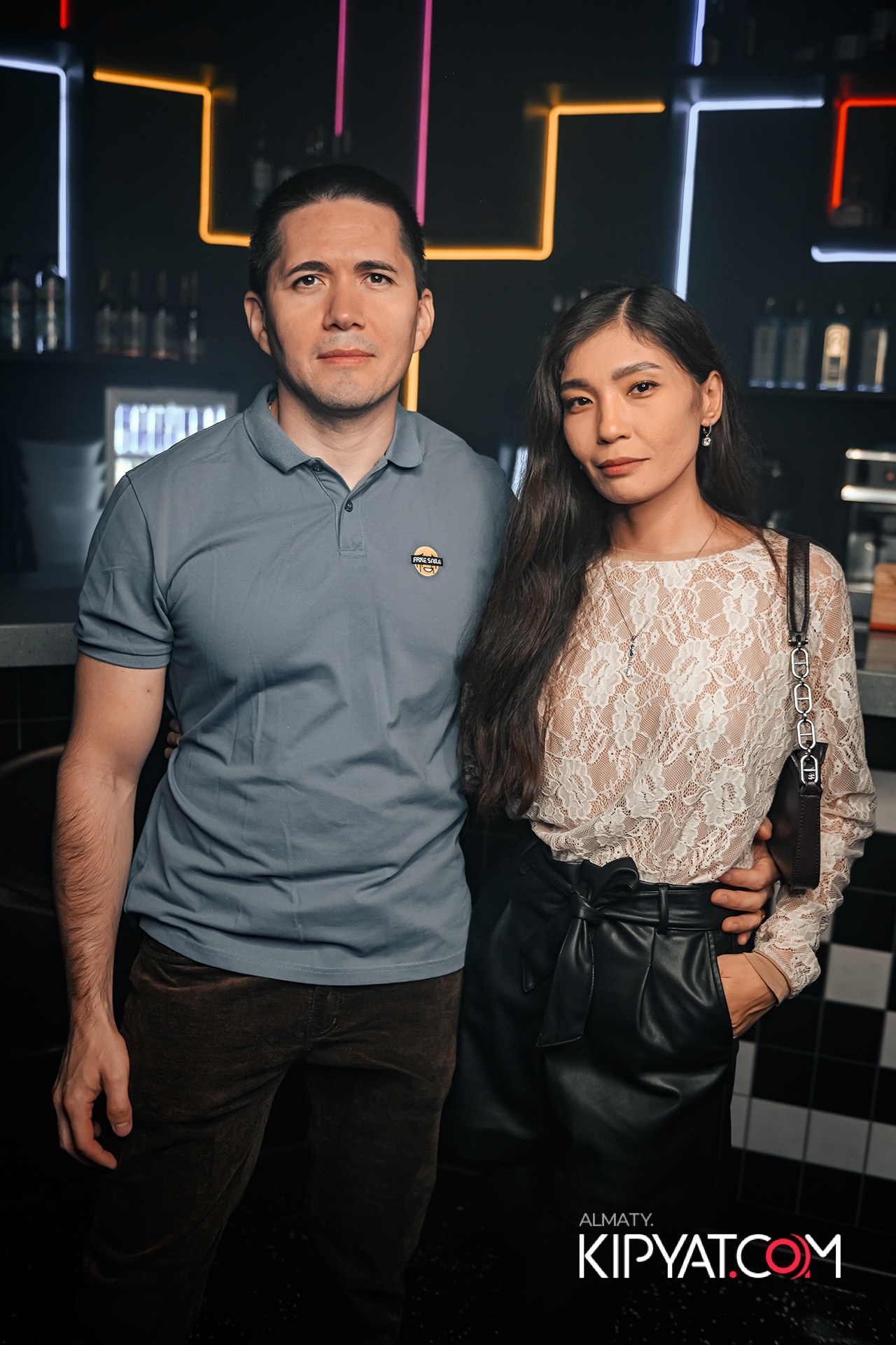 SANTA BARBARA ВЫСТУПЛЕНИЕ ГРУППЫ БРАТЬЯ ГРИММ. КИПЯТКОМ АЛМАТЫ!