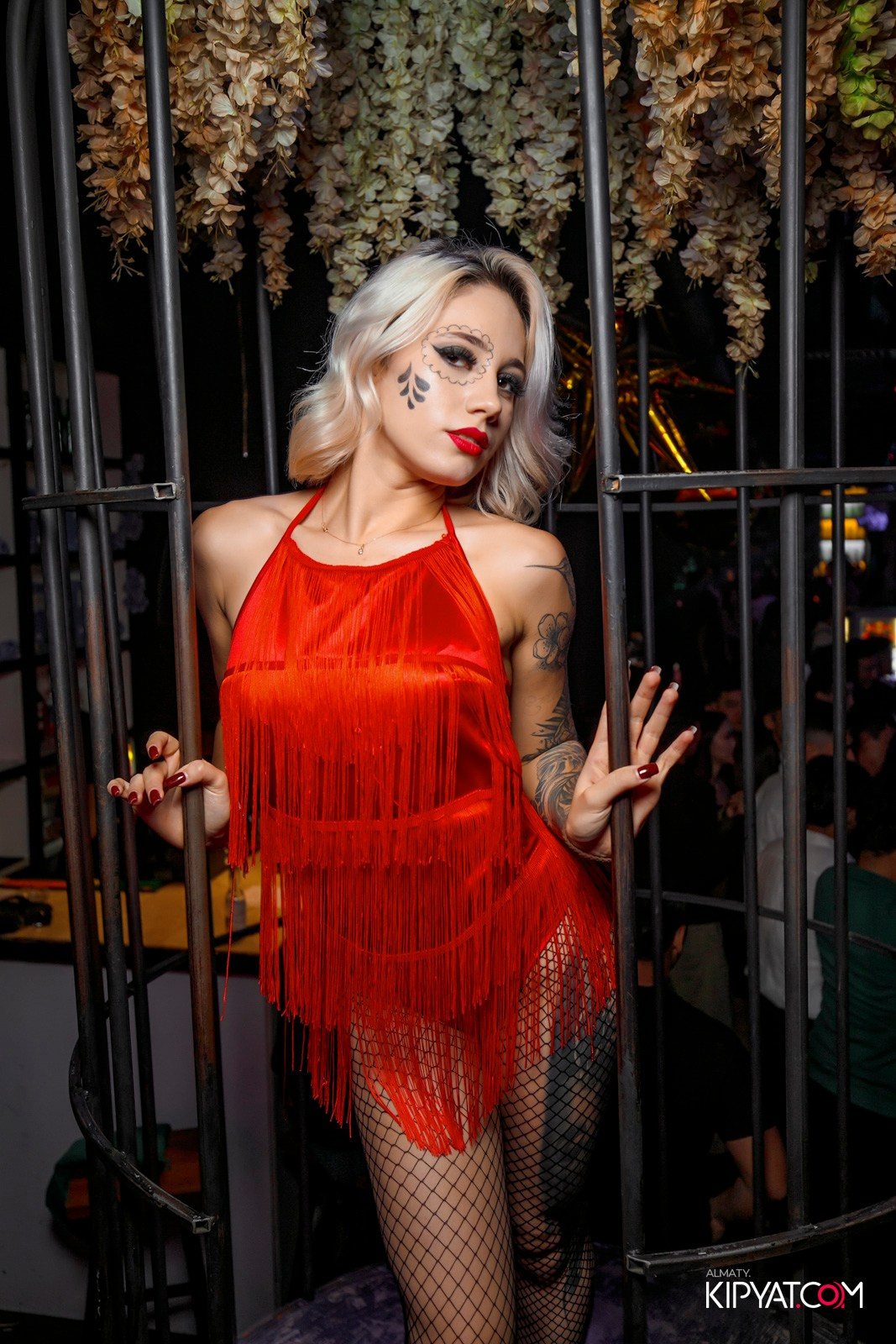 UYAT EMES BAR. КИПЯТКОМ АЛМАТЫ!