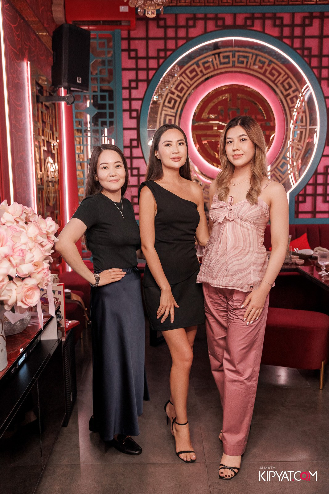 MOOD KARAOKE & TERRACE. КИПЯТКОМ АЛМАТЫ!