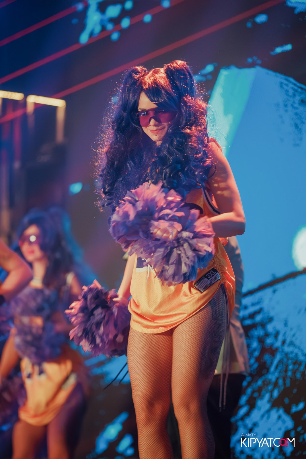 FITNESS ЁЛКА в ночном клубе SANTA BARBARA. КИПЯТКОМ АЛМАТЫ!