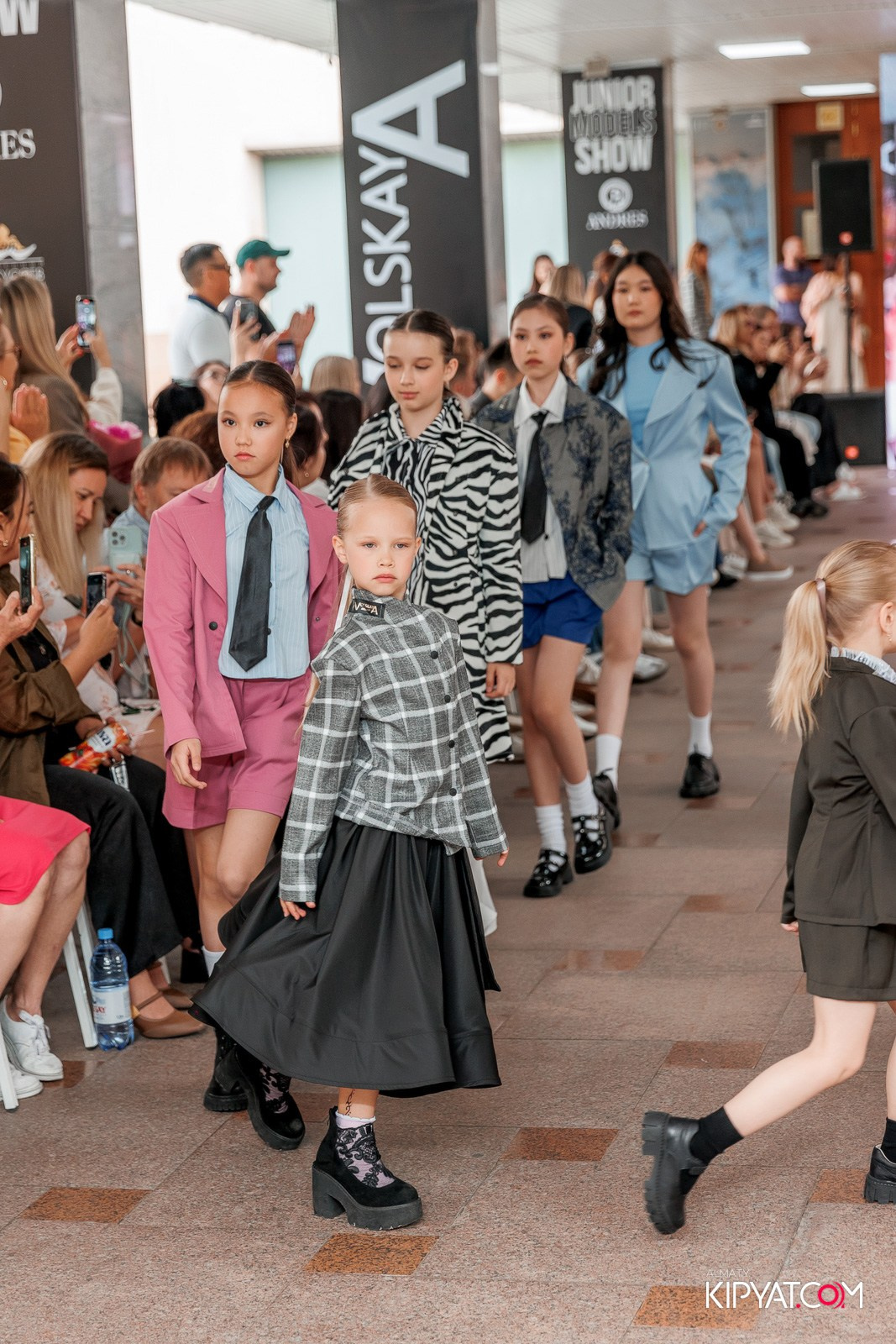 JUNIOR FASHION SHOW. КИПЯТКОМ АЛМАТЫ!