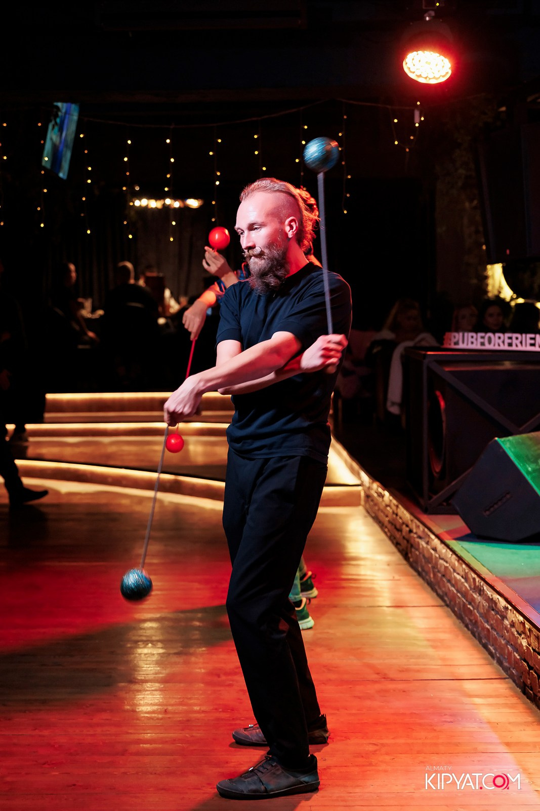 MUNCHEN PUB NA PANFILOVA. КИПЯТКОМ АЛМАТЫ!