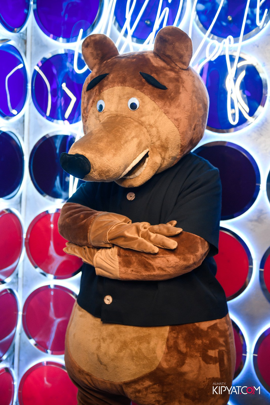 УХО И МЕДВЕДЬ НА ГАГАРИНА. КИПЯТКОМ АЛМАТЫ!