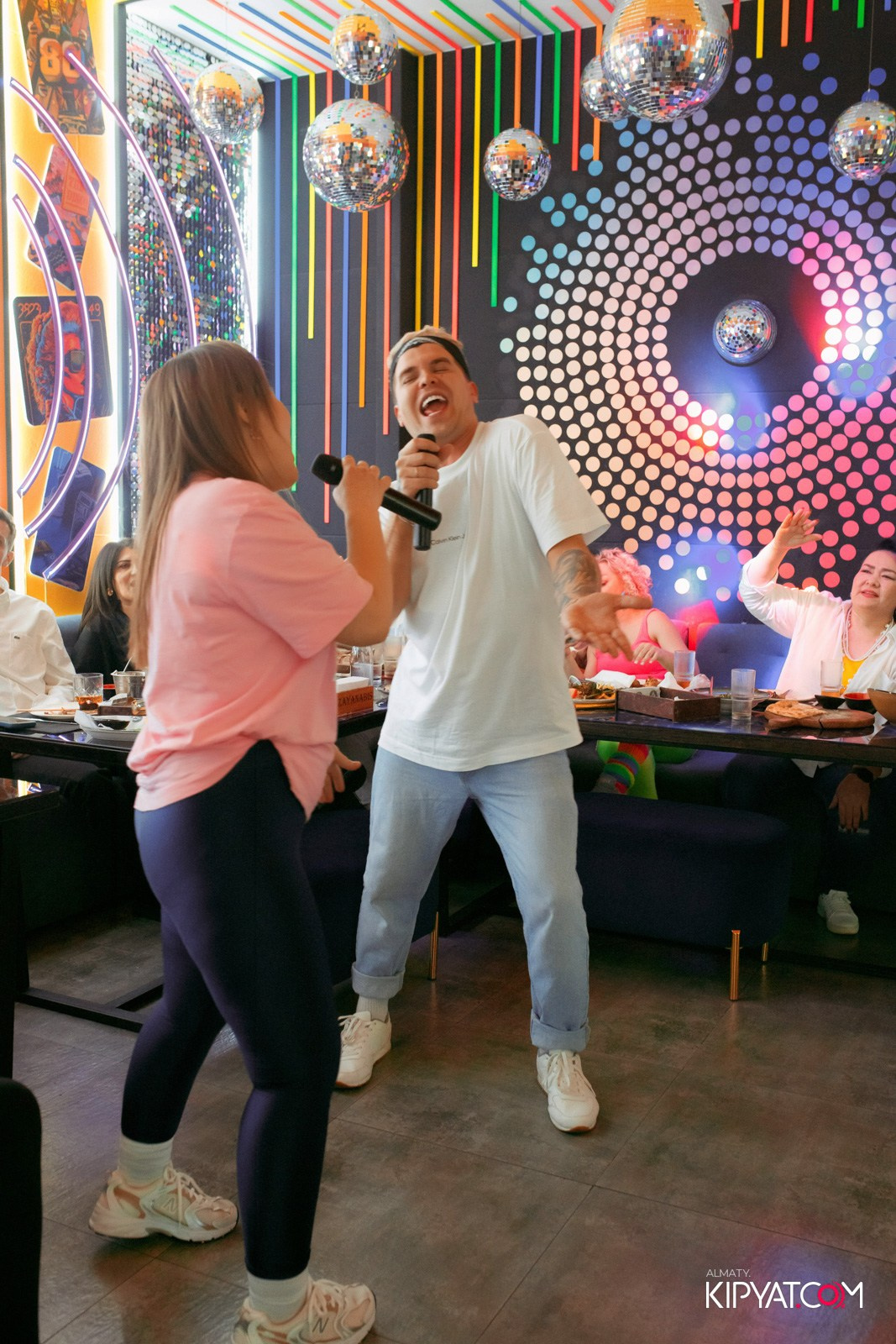 ЗАЯ, НА БИС. КИПЯТКОМ АЛМАТЫ!