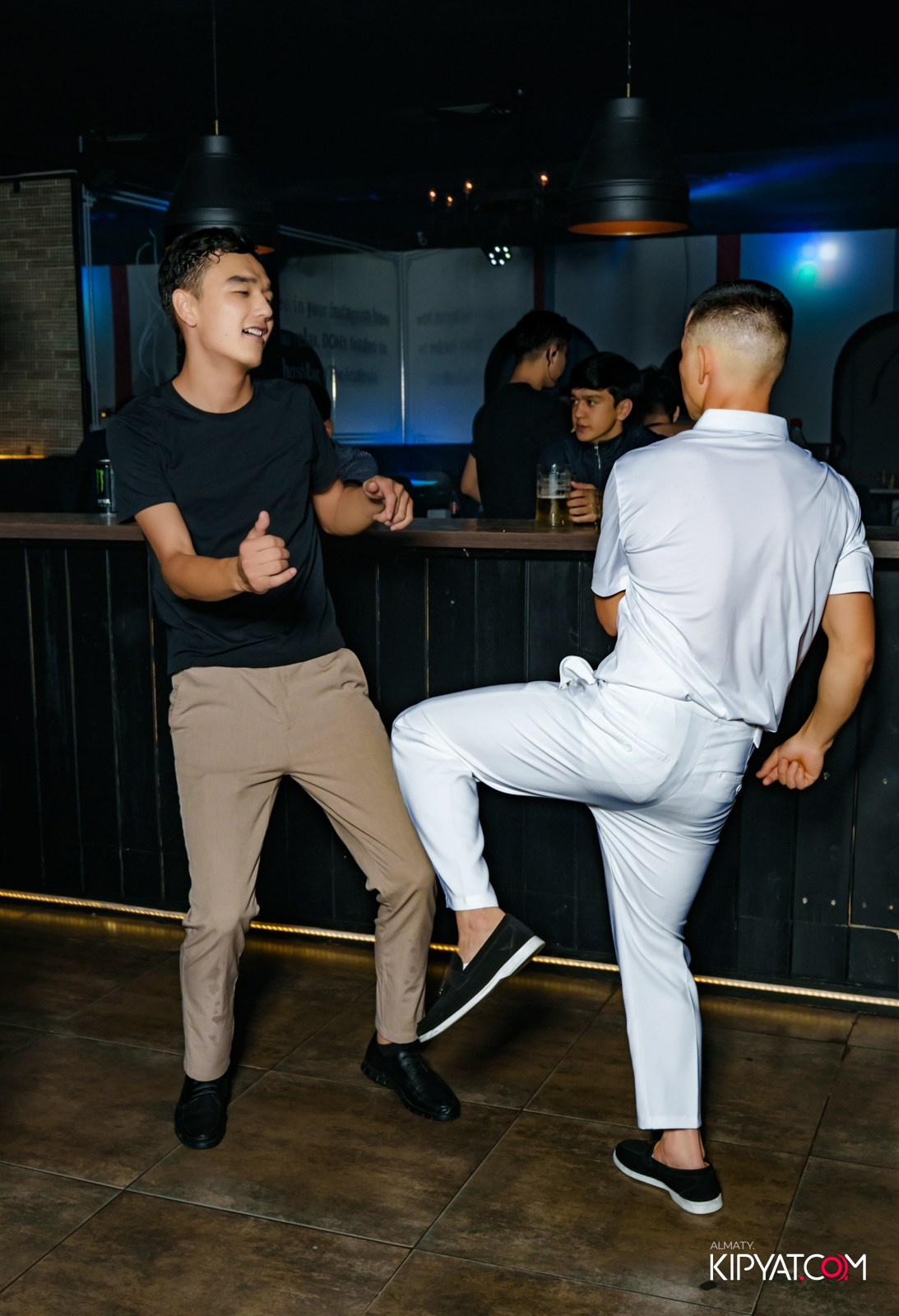 ARAGOSTA. КИПЯТКОМ АЛМАТЫ!