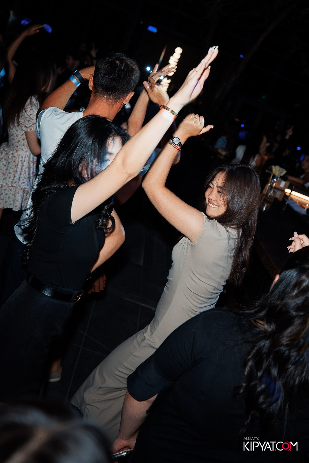 EVENT BAR. КИПЯТКОМ АЛМАТЫ!