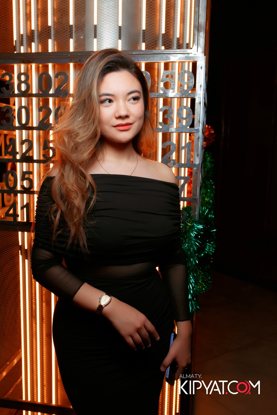 SPACE LOUNGE BAR. КИПЯТКОМ АЛМАТЫ!