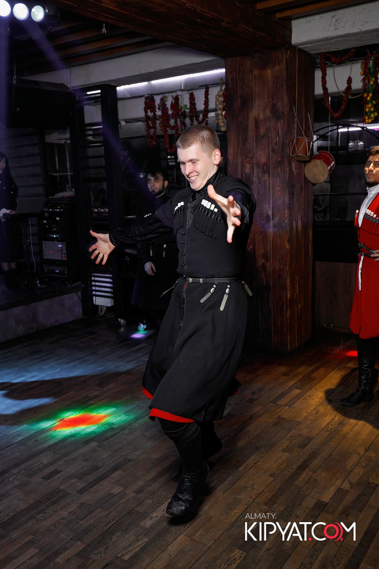 ВАХТАНГУРИ. КИПЯТКОМ АЛМАТЫ!