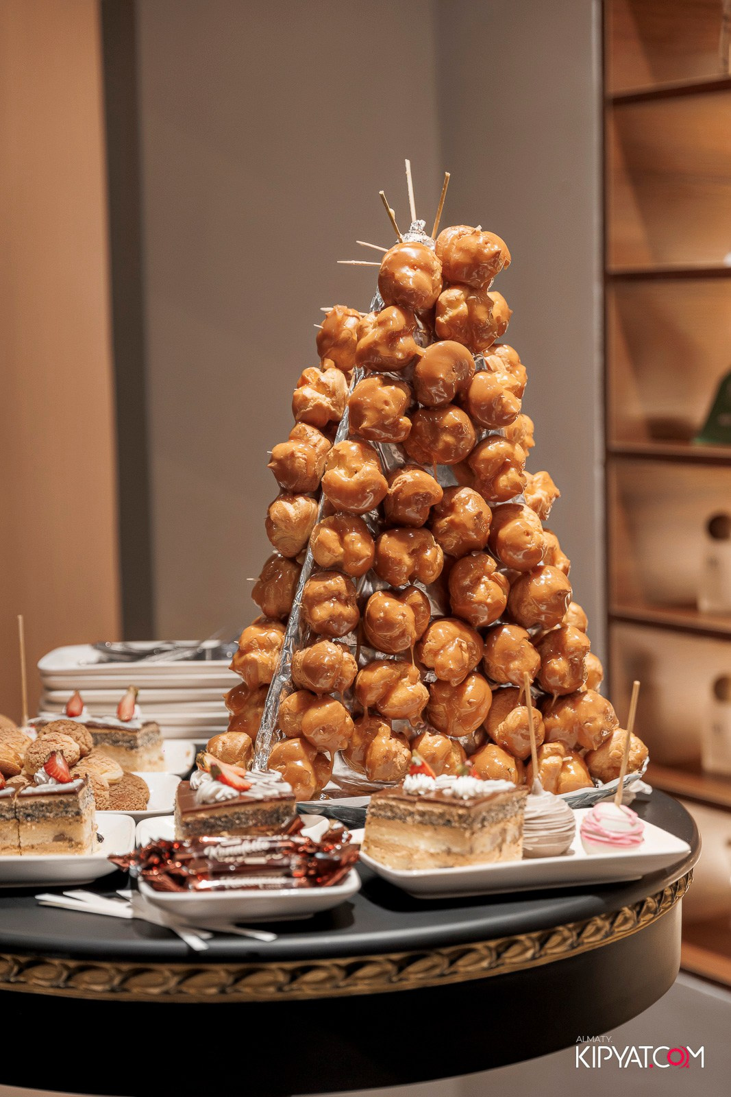 ОТКРЫТИЕ ПАРФЮМЕРНОГО ДОМА MAISON PERFUME. КИПЯТКОМ АЛМАТЫ!