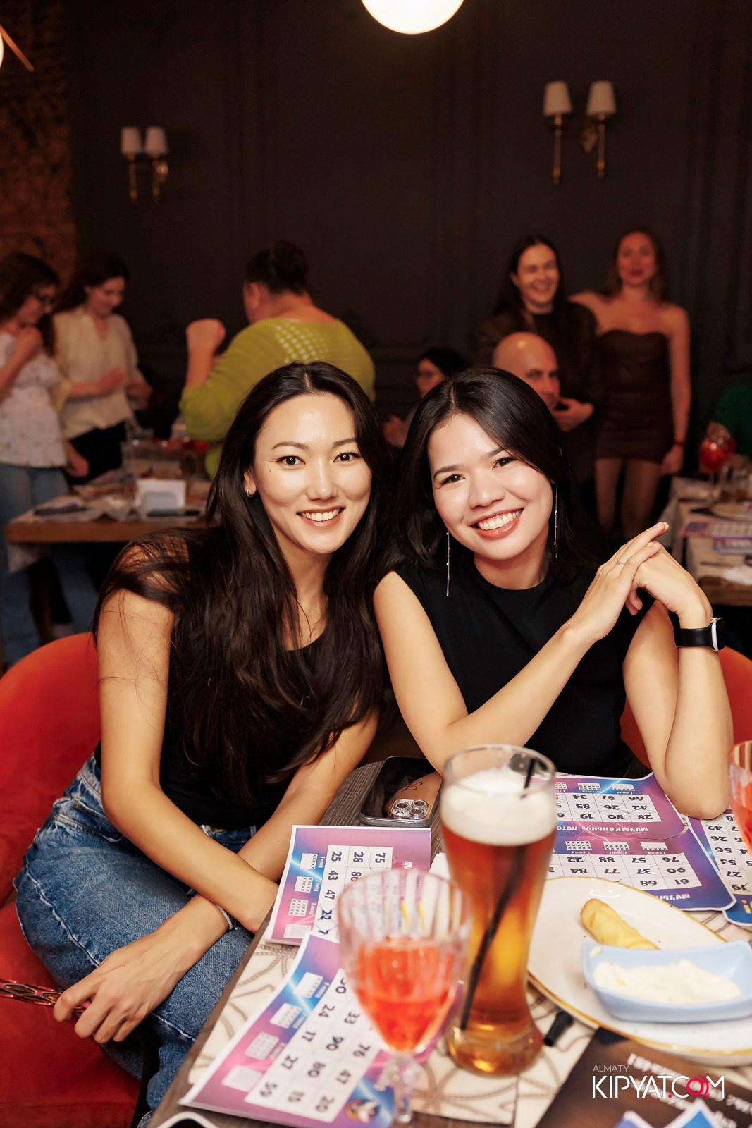 МУЗЫКАЛЬНОЕ ЛОТО В CAVIAR. КИПЯТКОМ АЛМАТЫ! Фотосъемка мероприятий в Алматы