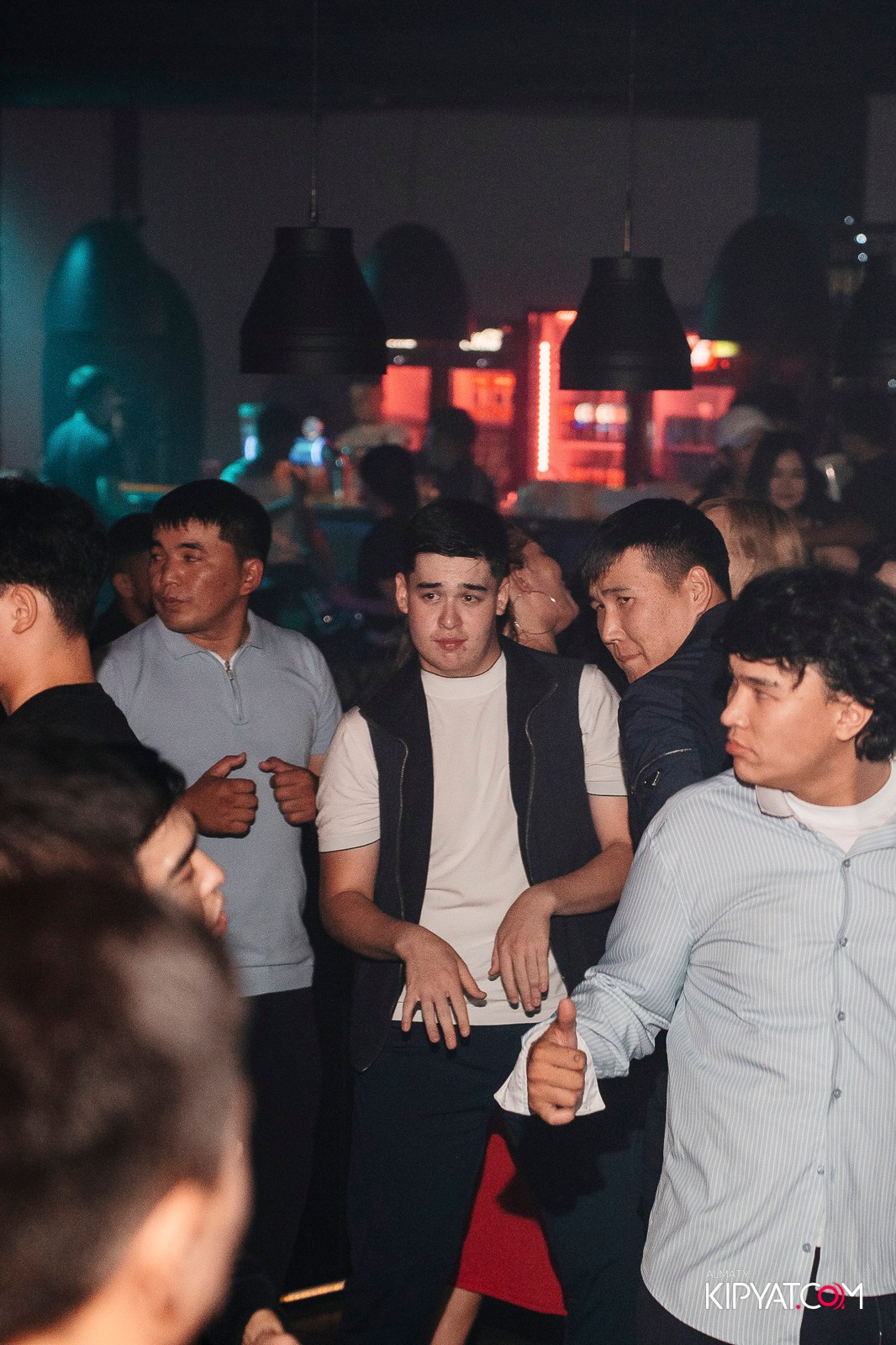 ARAGOSTA. КИПЯТКОМ АЛМАТЫ!