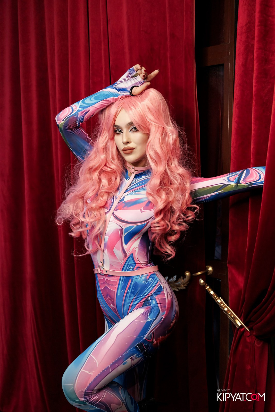 ЗАЯ, НА БИС. КИПЯТКОМ АЛМАТЫ!