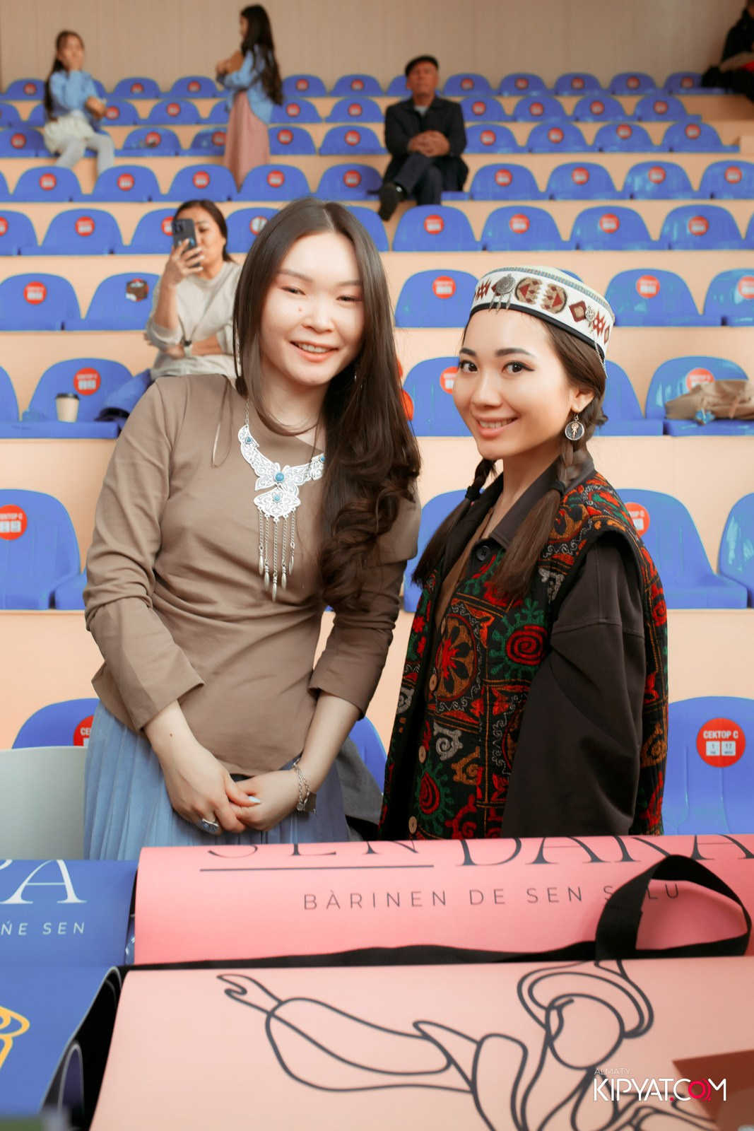 ETHNO POP-UP STORE: NAURYZ B SADU ARENA. КИПЯТКОМ АЛМАТЫ!