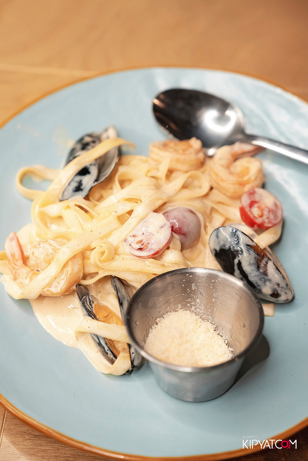 OKTOBERFEST ПИНТА MEGA ALMA-ATA. КИПЯТКОМ АЛМАТЫ!