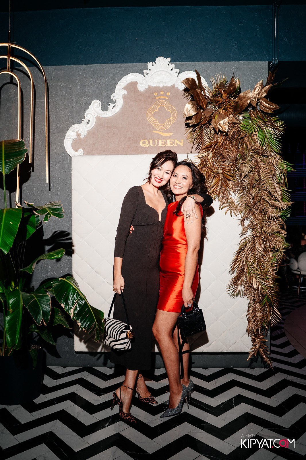 QUEEN. КИПЯТКОМ АЛМАТЫ!