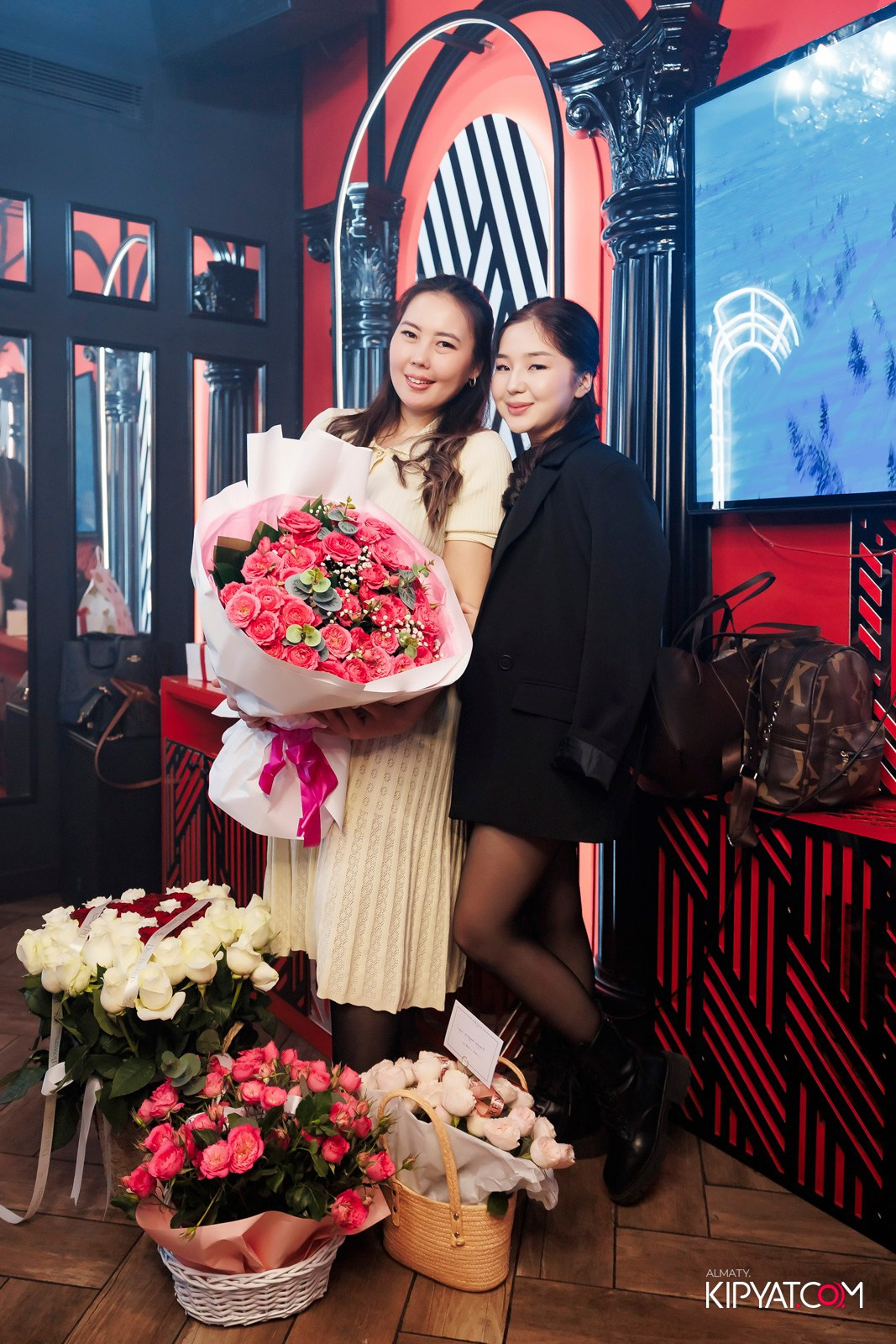 ЗАЯ, НА БИС. КИПЯТКОМ АЛМАТЫ! Фотосъемка мероприятий в Алматы