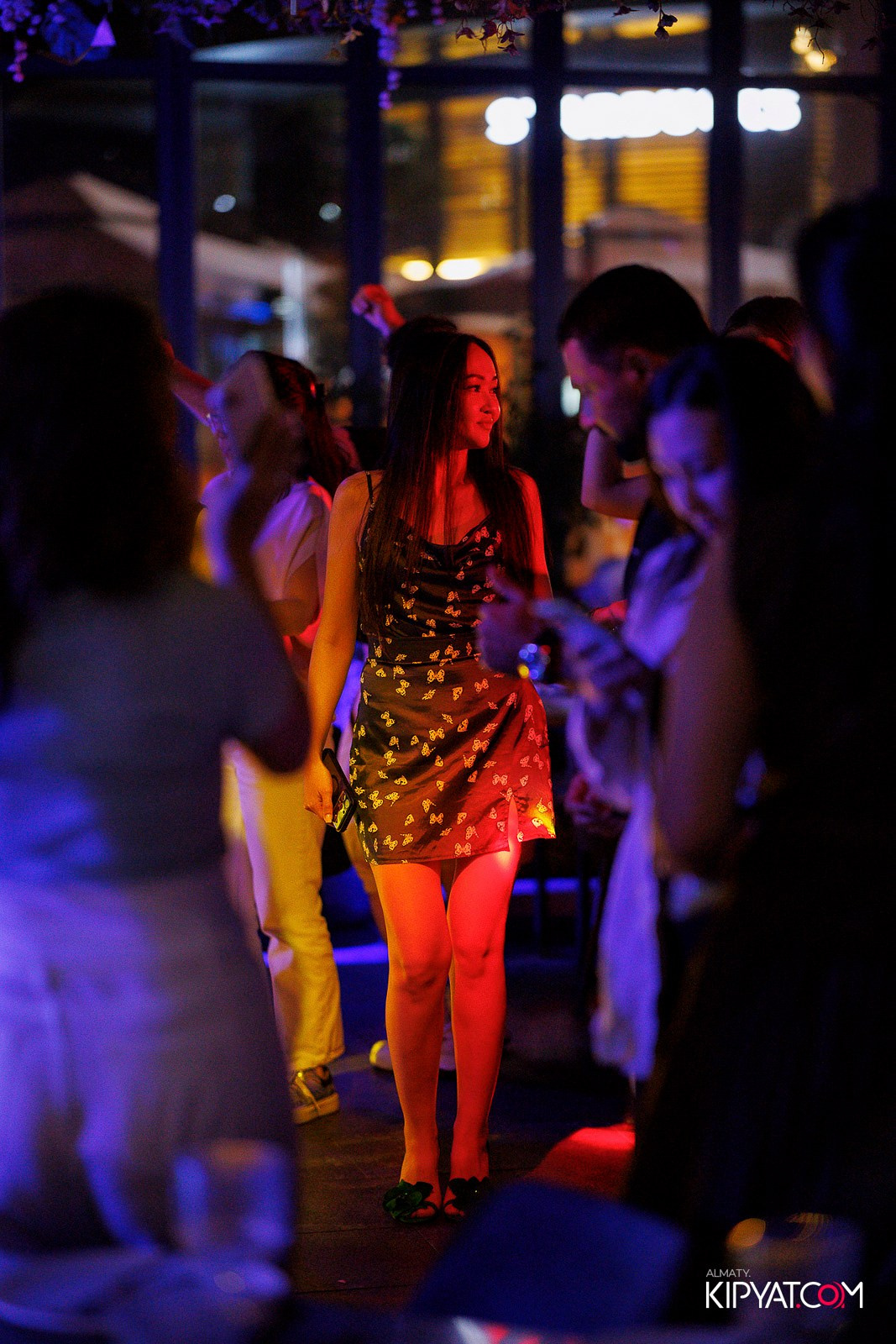 FRIENDS BAR & TERRACE. КИПЯТКОМ АЛМАТЫ! Фотосъемка мероприятий в Алматы