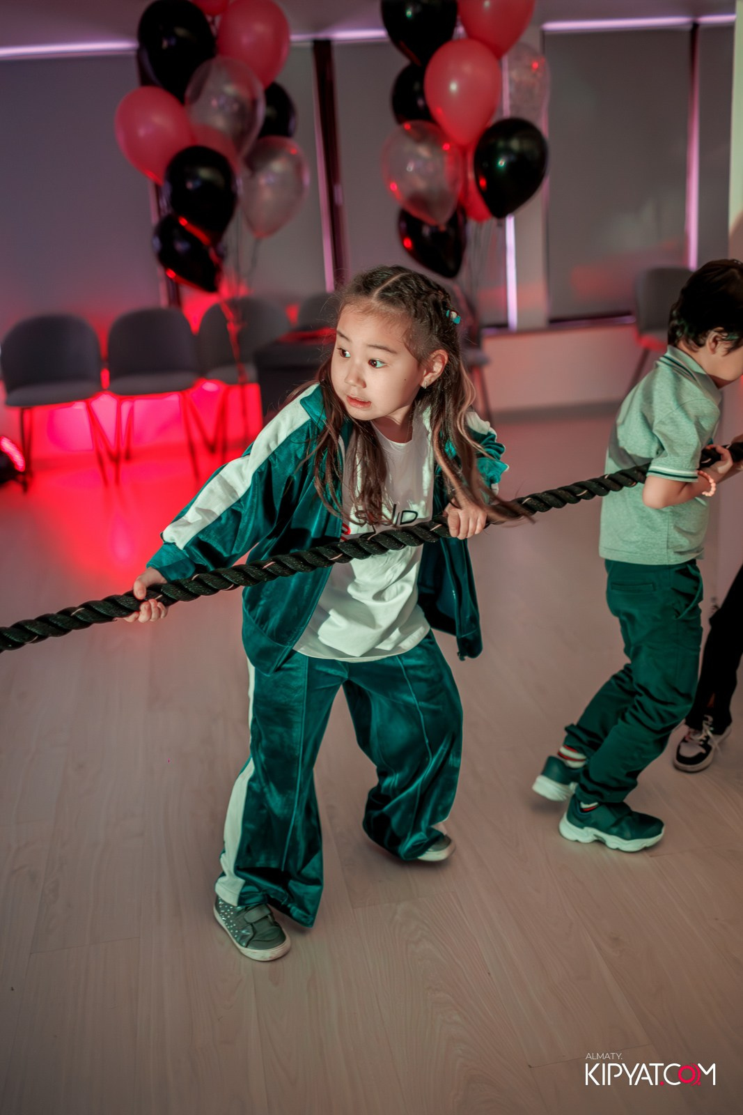 КВЕСТ-ШОУ ALAROVICH ИГРА В КАЛЬМАРА. КИПЯТКОМ АЛМАТЫ!