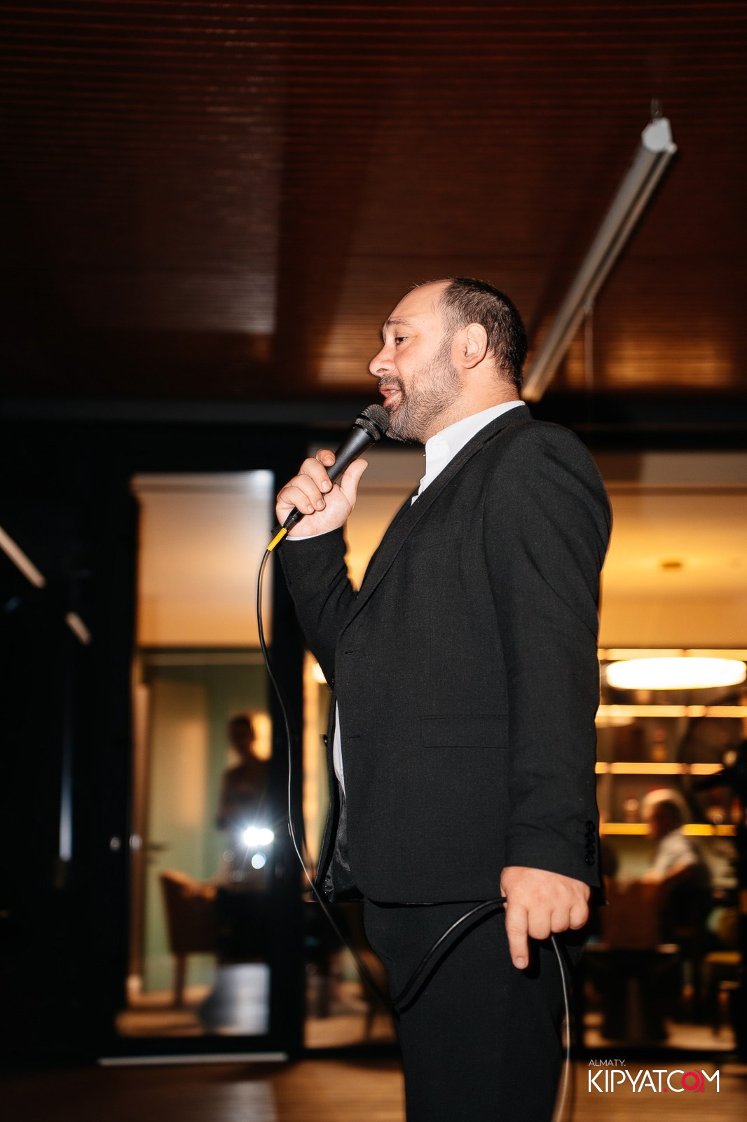 UNLIMITED PASTA AND WINE BY AZURE. КИПЯТКОМ АЛМАТЫ!