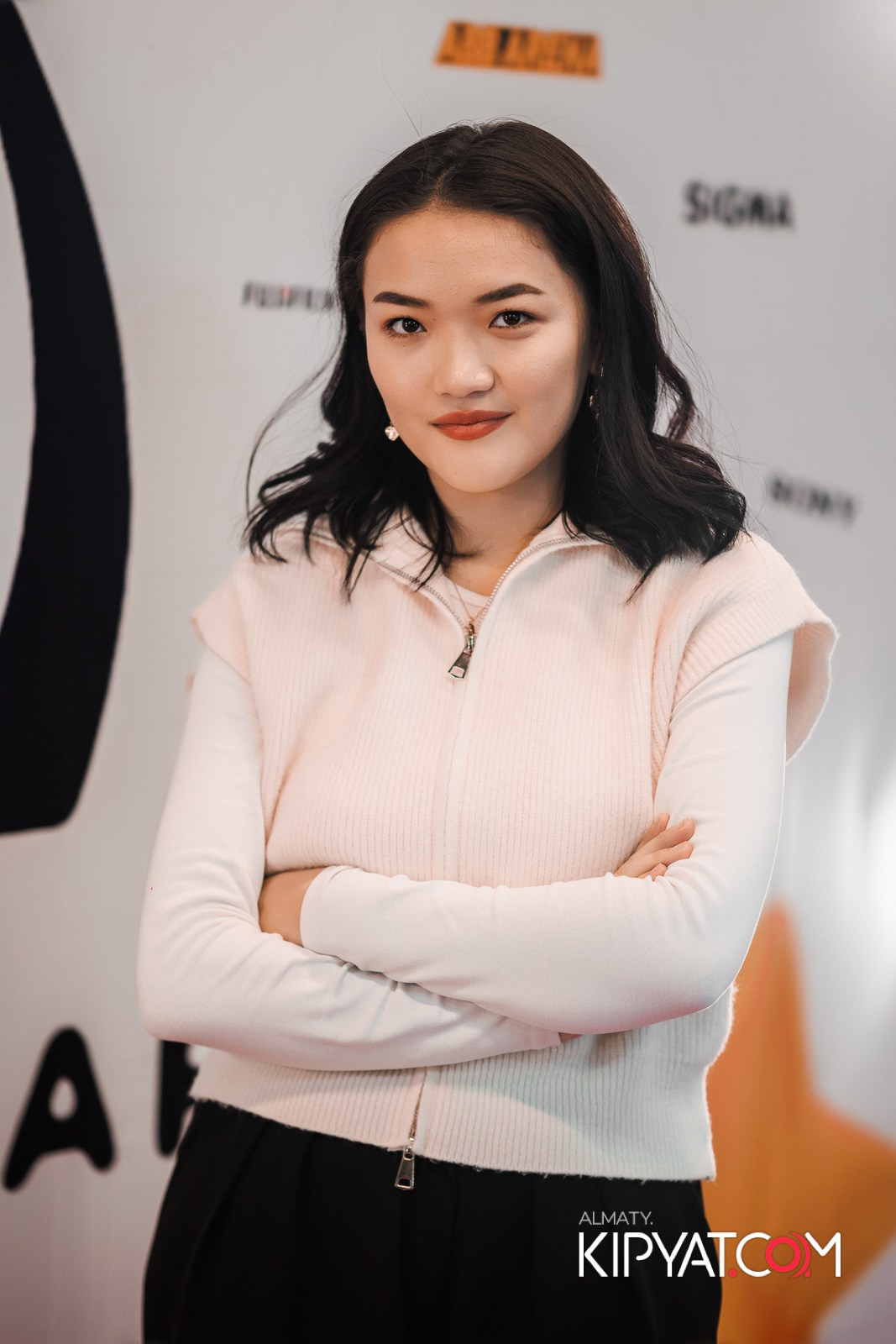 ПРЕЗЕНТАЦИЯ 8 ГРУППЫ КИНОПРОЕКТА «STARBALALAR». КИПЯТКОМ АЛМАТЫ!