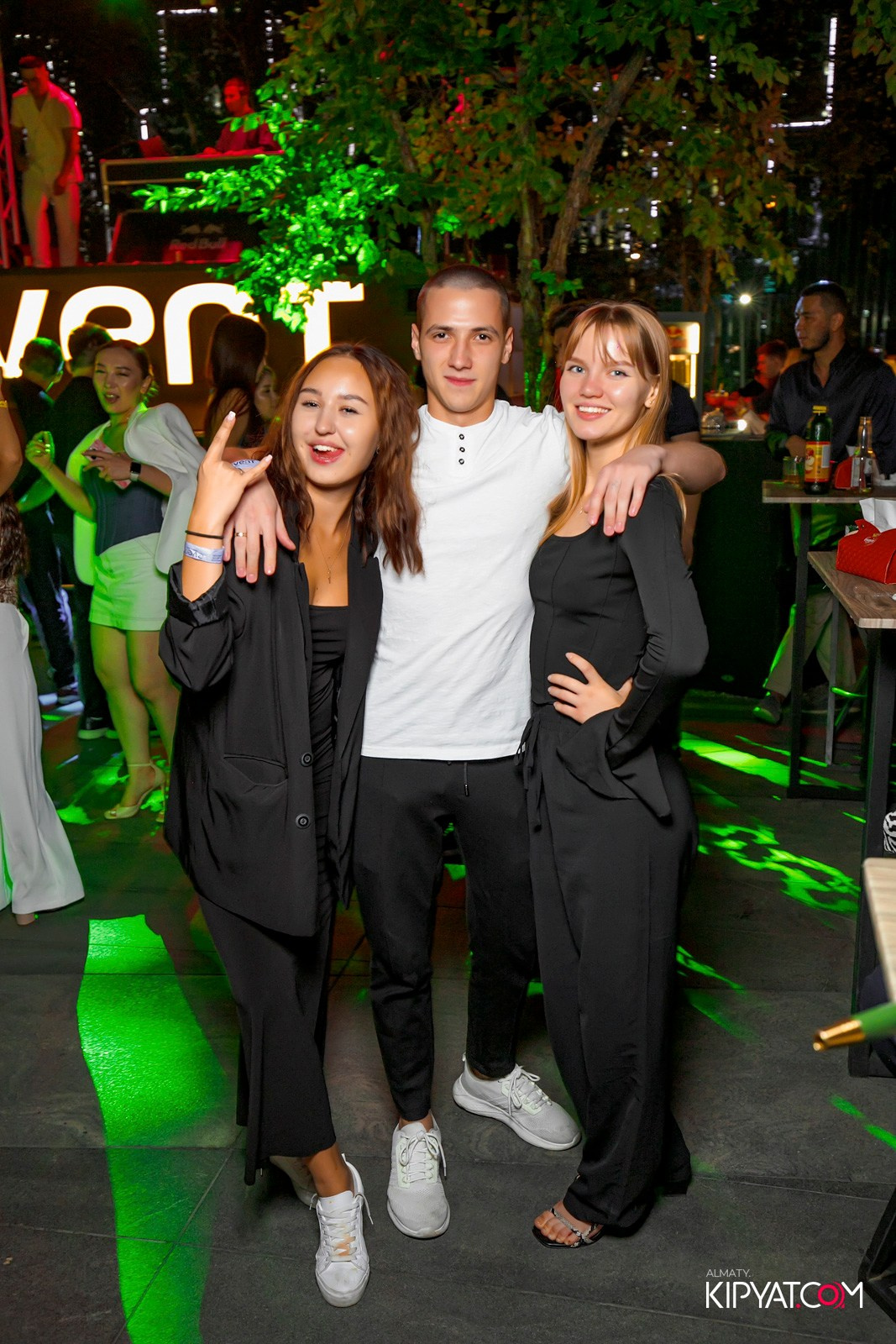 EVENT BAR. КИПЯТКОМ АЛМАТЫ!