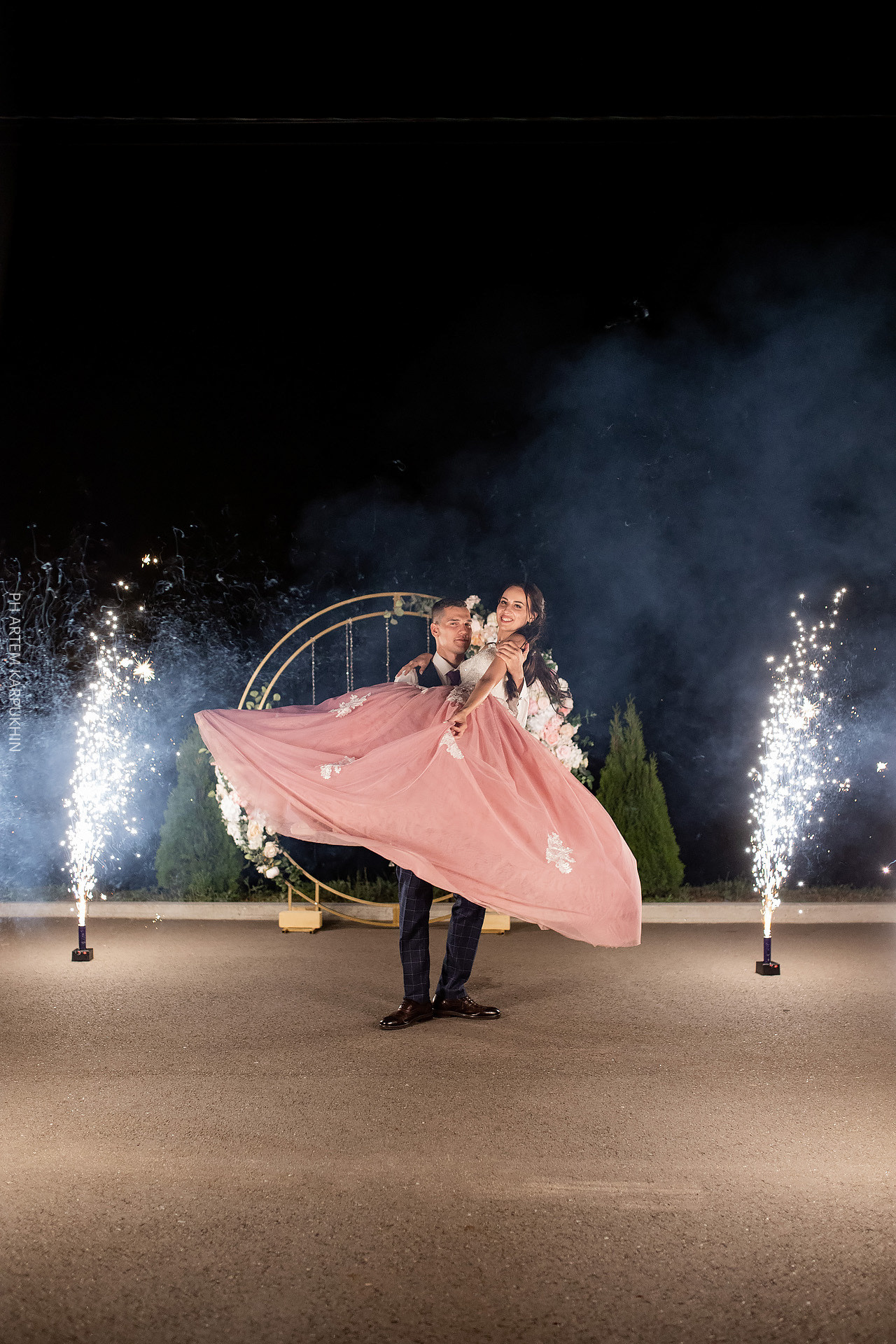 Свадьба, фотограф в Муроме, ЗАГС, мост, Риони, ведущая Ольга Цыганова. Фотограф городских и семейных событий Артем Карпухин