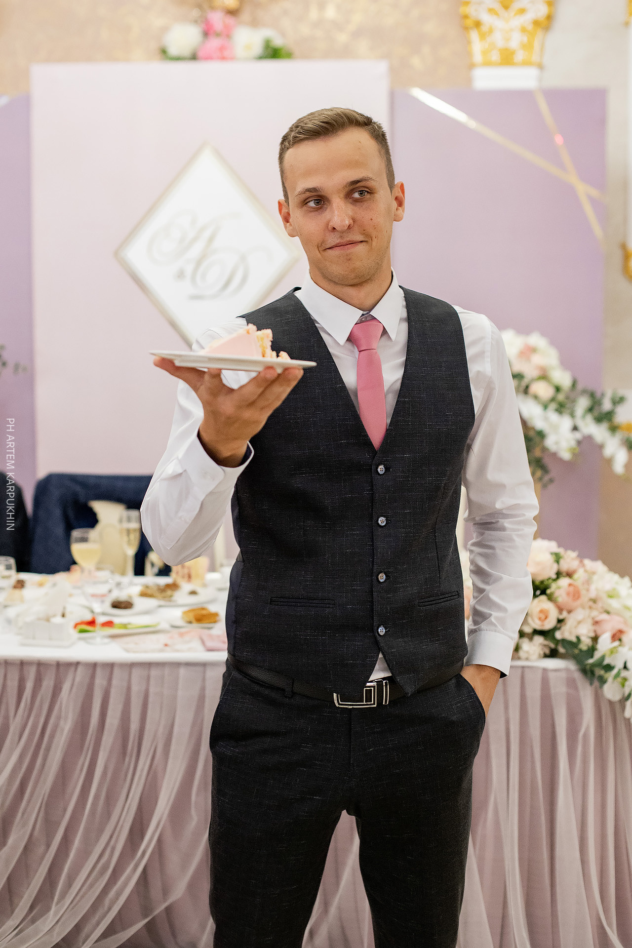 Свадьба, фотограф в Муроме, ЗАГС, мост, Риони, ведущая Ольга Цыганова. Фотограф городских и семейных событий Артем Карпухин