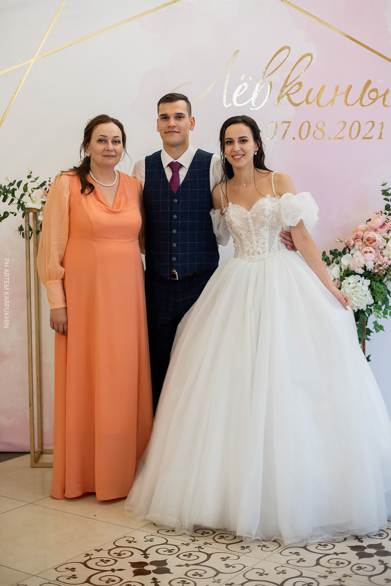 Свадьба, фотограф в Муроме, ЗАГС, мост, Риони, ведущая Ольга Цыганова. Фотограф городских и семейных событий Артем Карпухин