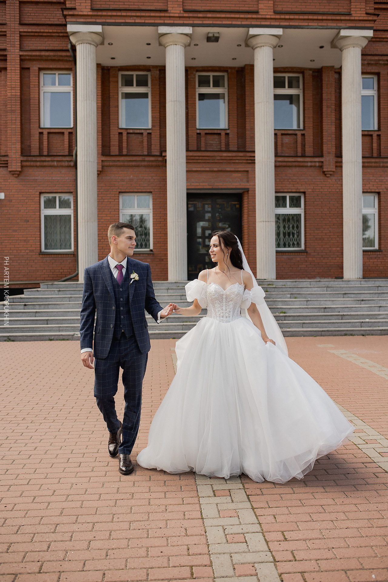 Свадьба, фотограф в Муроме, ЗАГС, мост, Риони, ведущая Ольга Цыганова. Фотограф городских и семейных событий Артем Карпухин