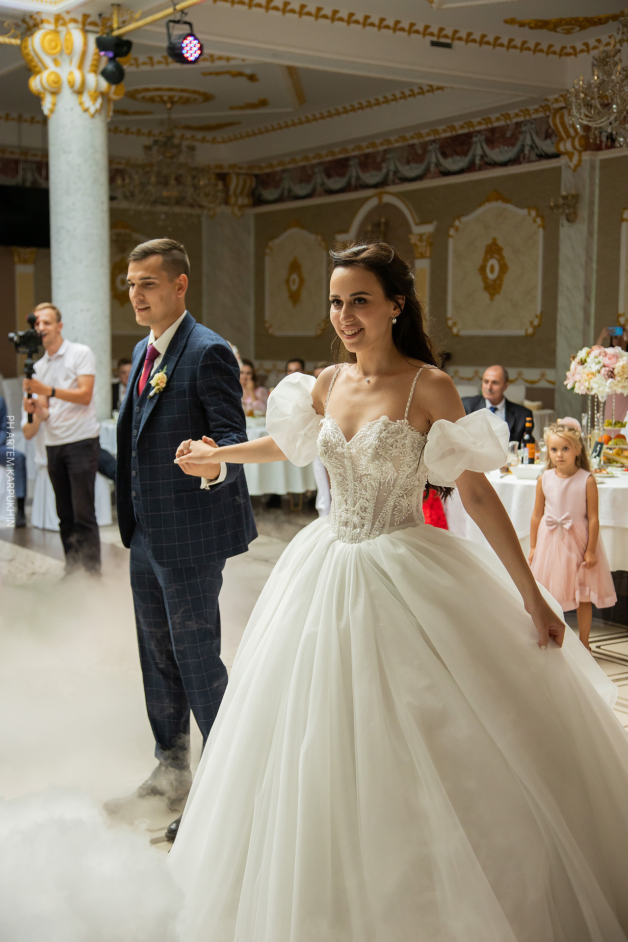 Свадьба, фотограф в Муроме, ЗАГС, мост, Риони, ведущая Ольга Цыганова. Фотограф городских и семейных событий Артем Карпухин