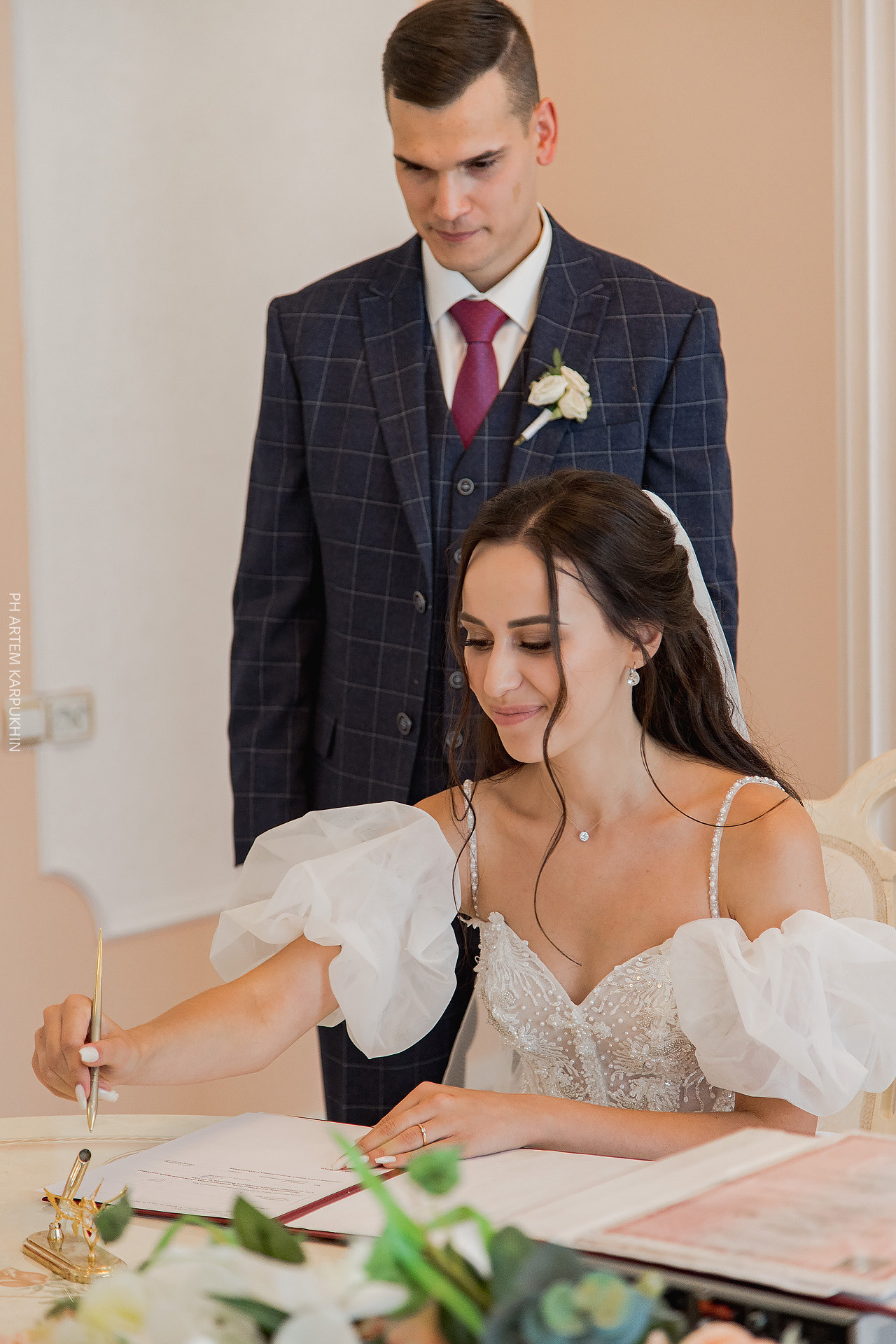 Свадьба, фотограф в Муроме, ЗАГС, мост, Риони, ведущая Ольга Цыганова. Фотограф городских и семейных событий Артем Карпухин