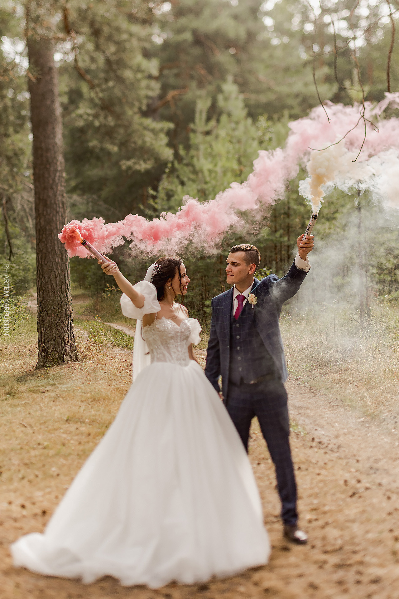 Свадьба, фотограф в Муроме, ЗАГС, мост, Риони, ведущая Ольга Цыганова. Фотограф городских и семейных событий Артем Карпухин